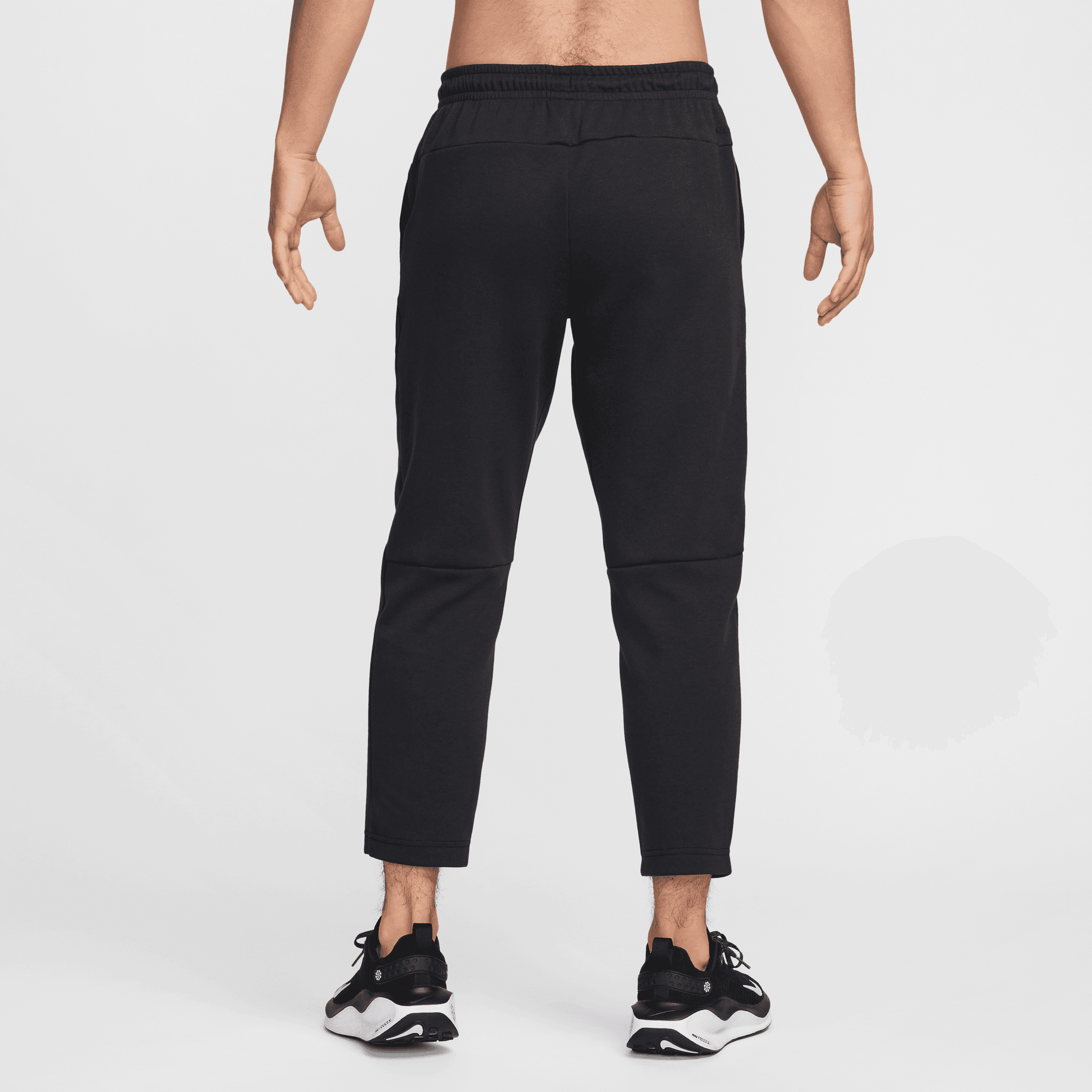 NIKE PRIMARY MEN'S DRI-FIT UV TAPERED VERSATILE PANTS