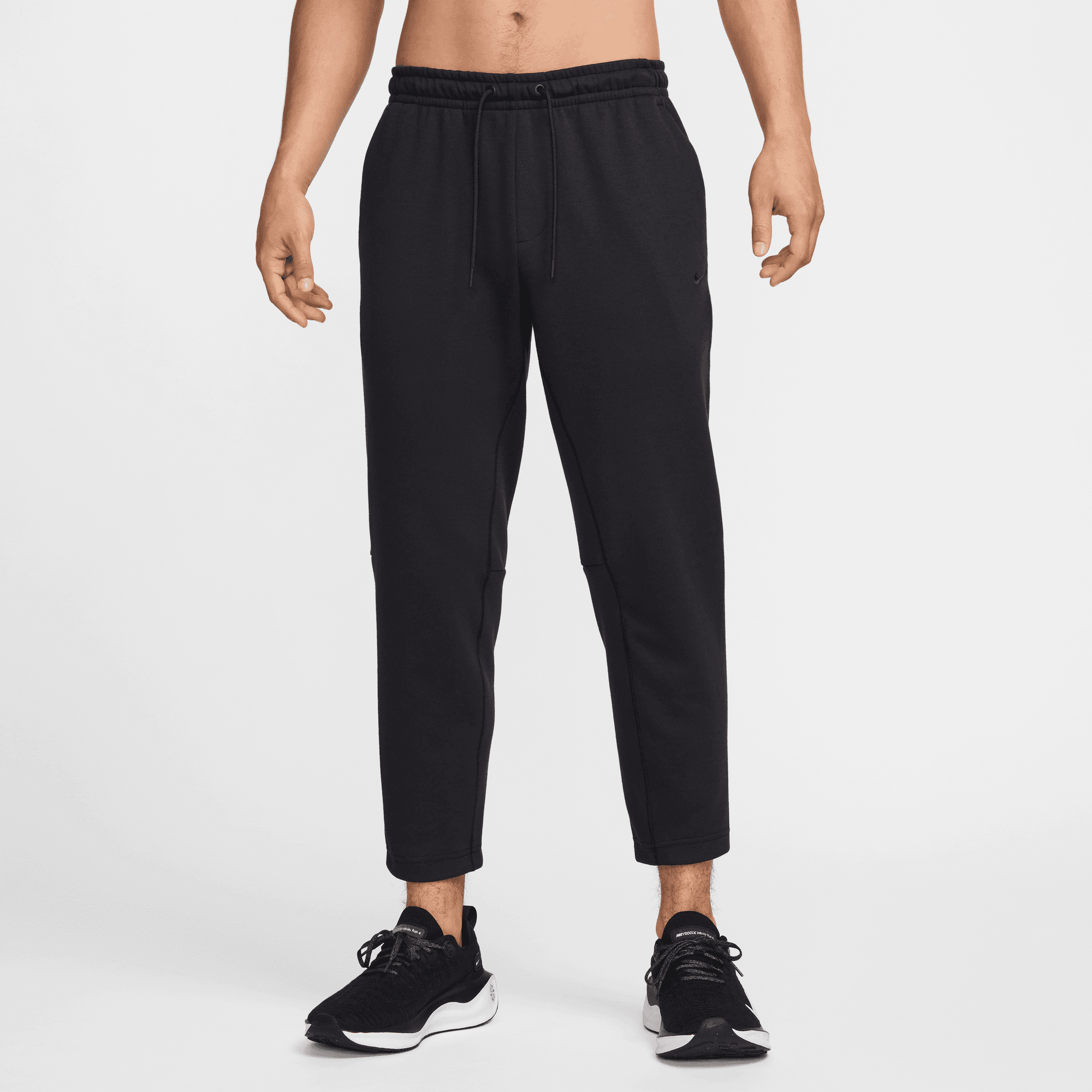 NIKE PRIMARY MEN'S DRI-FIT UV TAPERED VERSATILE PANTS