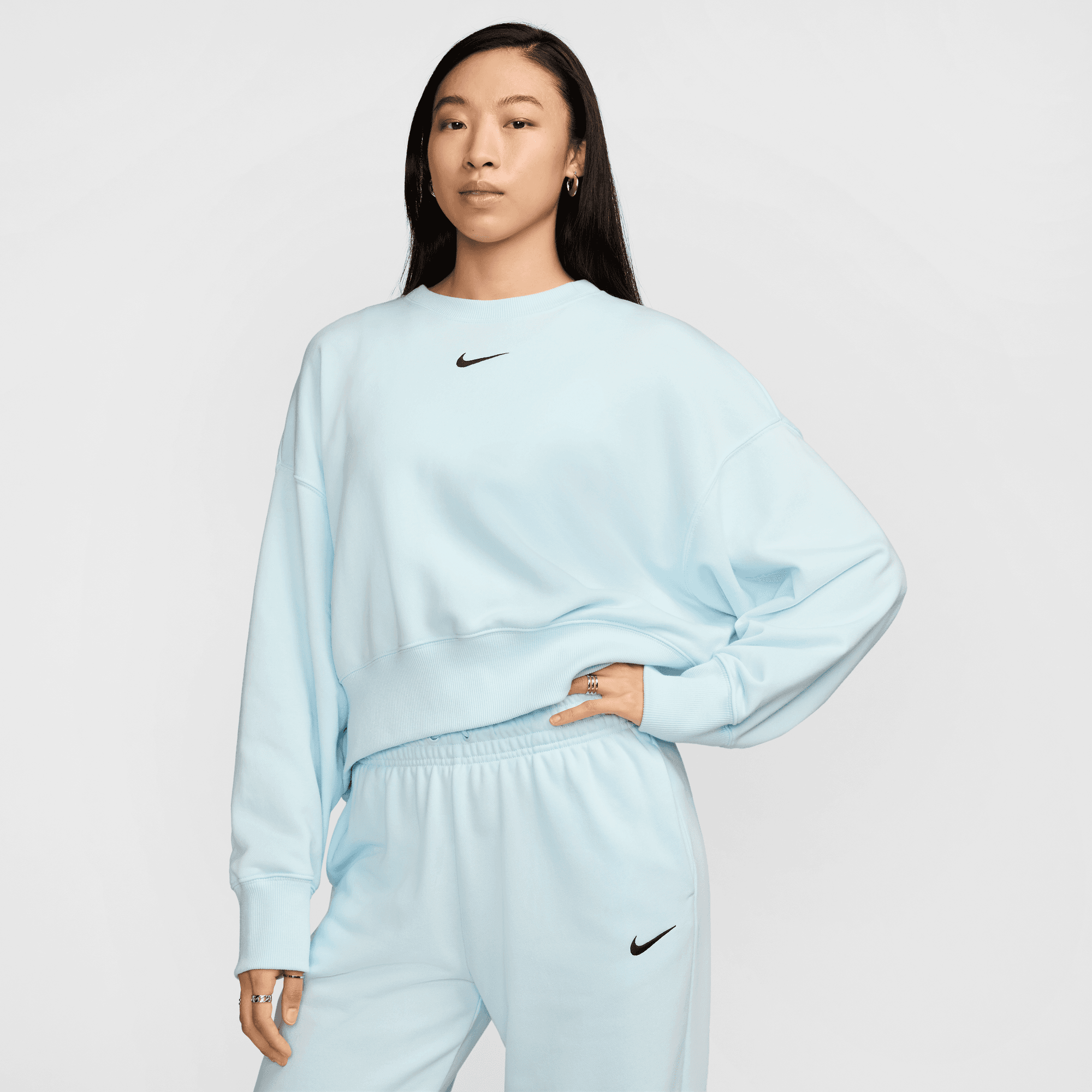 NIKE SPORTSWEAR PHOENIX FLEECE WOMEN'S OVER-OVERSIZED CREW-NECK FRENCH TERRY SWEATSHIRT