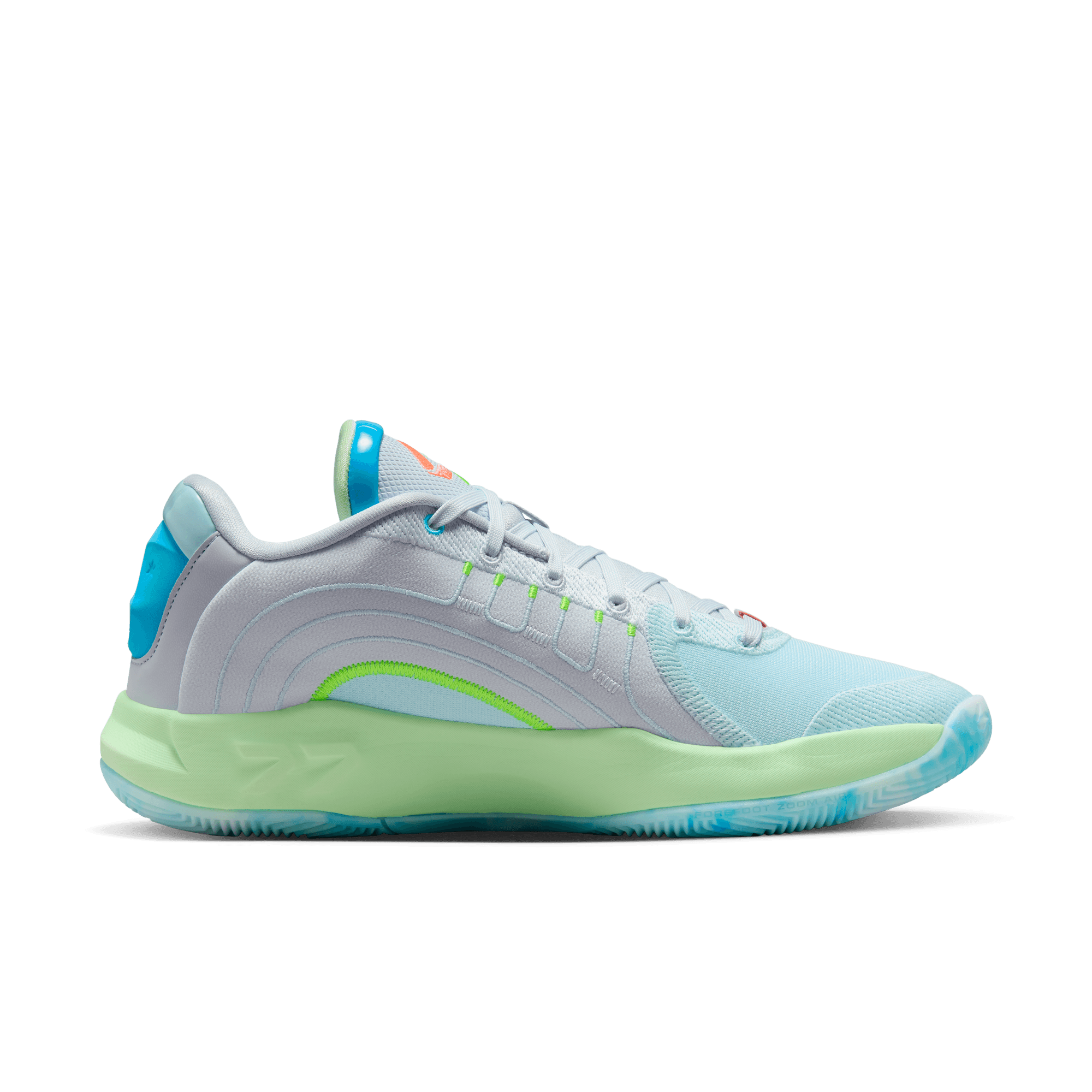 LUKA 4 PF "NAVIGATOR" BASKETBALL SHOES