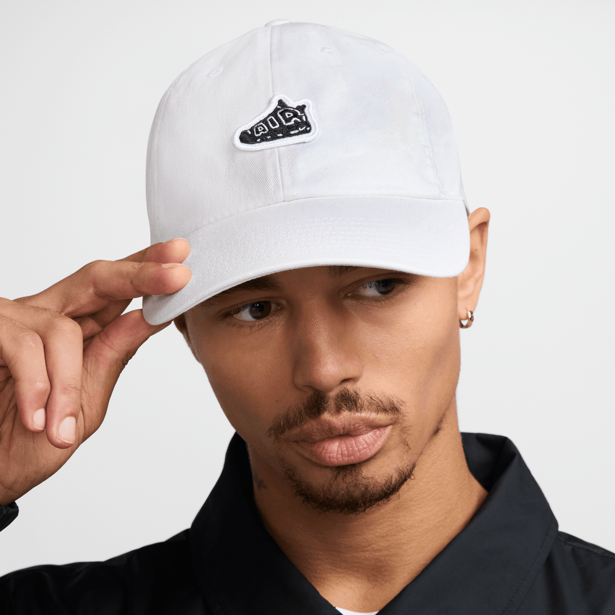 NIKE CLUB UNSTRUCTURED PATCH CAP