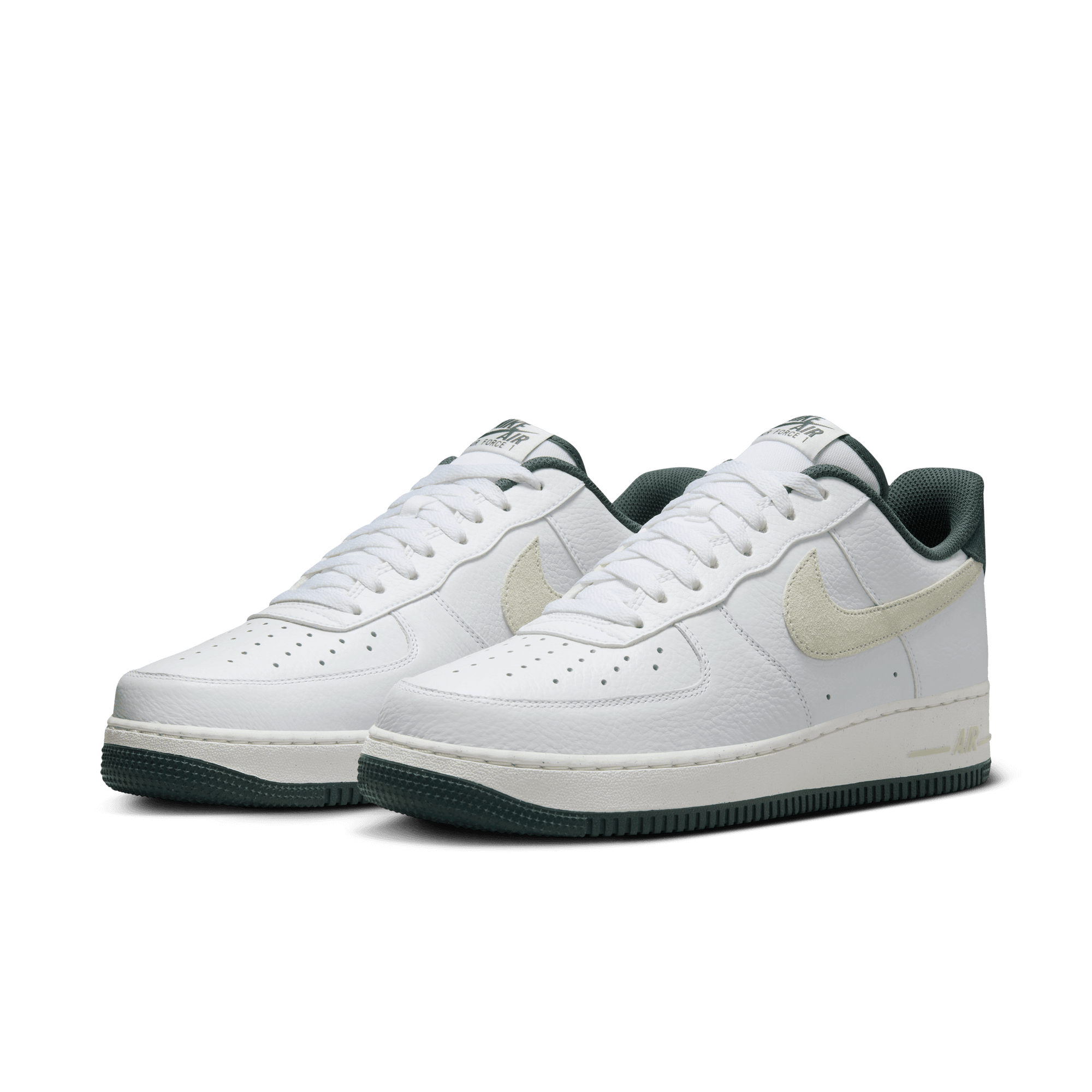 NIKE AIR FORCE 1 '07 LV8 MEN'S SHOES