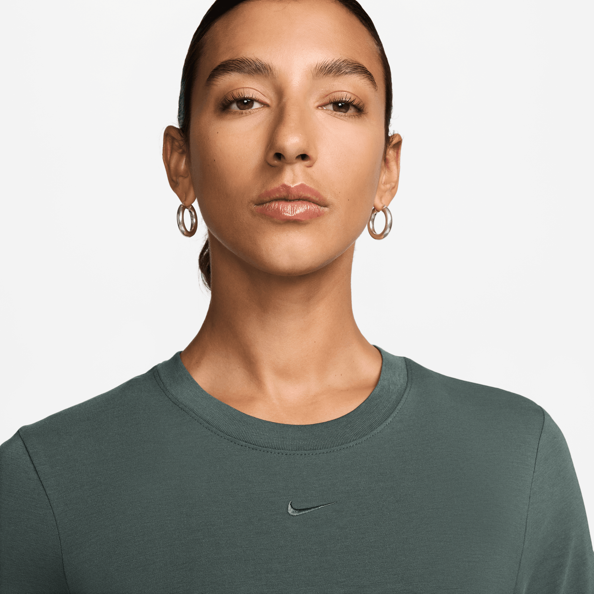 NIKE SPORTSWEAR CHILL KNIT WOMEN'S SLIM LONG-SLEEVE CROPPED TOP