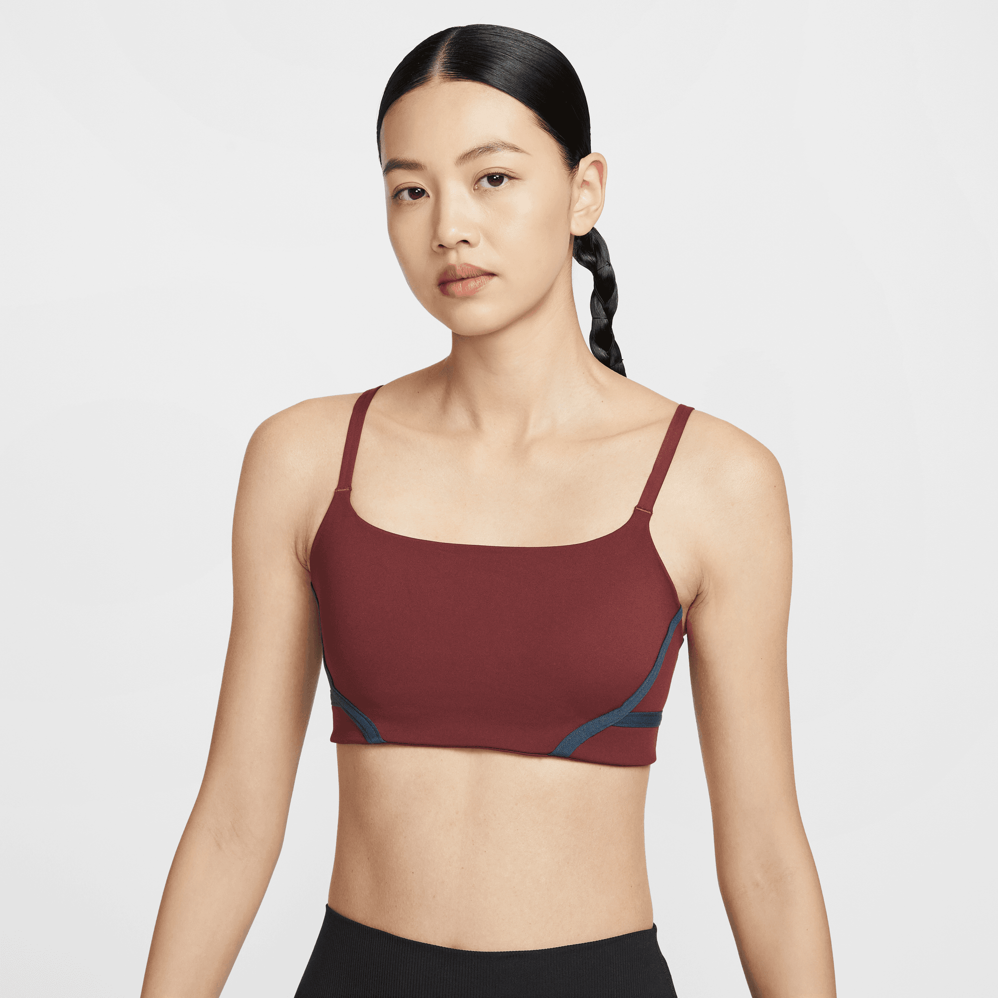 NIKE ONE CONVERTIBLE WOMEN'S LIGHT-SUPPORT LIGHTLY LINED SPORTS BRA