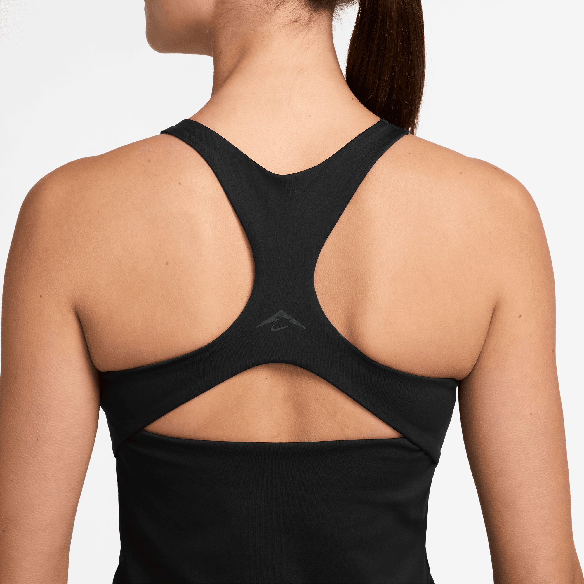 NIKE TRAIL WOMEN'S MEDIUM-SUPPORT PADDED SPORTS BRA TANK TOP