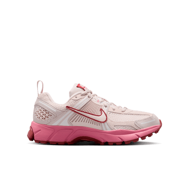 NIKE VOMERO 5 BIG KIDS' SHOES WITH REFLECTIVE ACCENTS