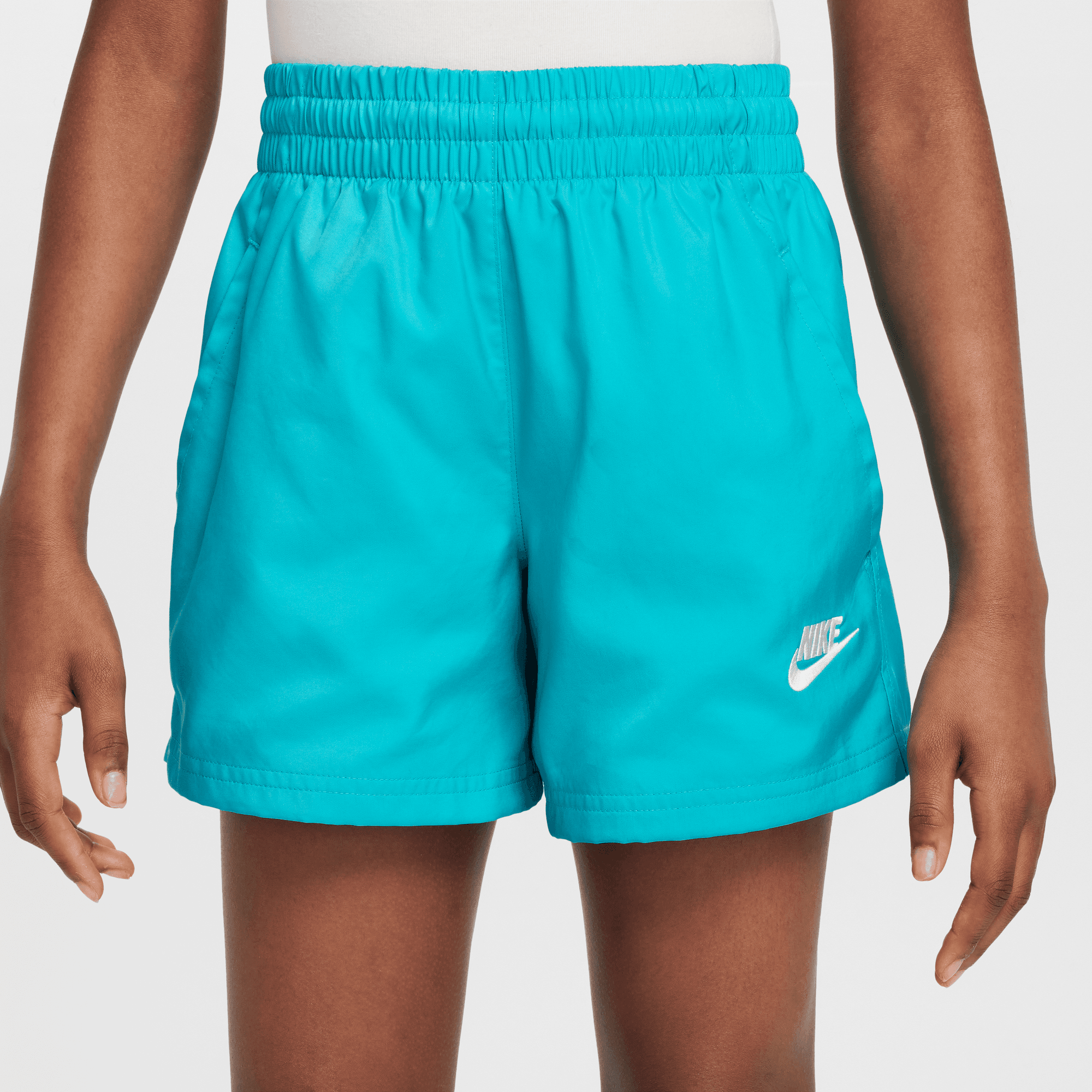 NIKE SPORTSWEAR CLUB BIG KIDS' 4.5" WOVEN SHORTS