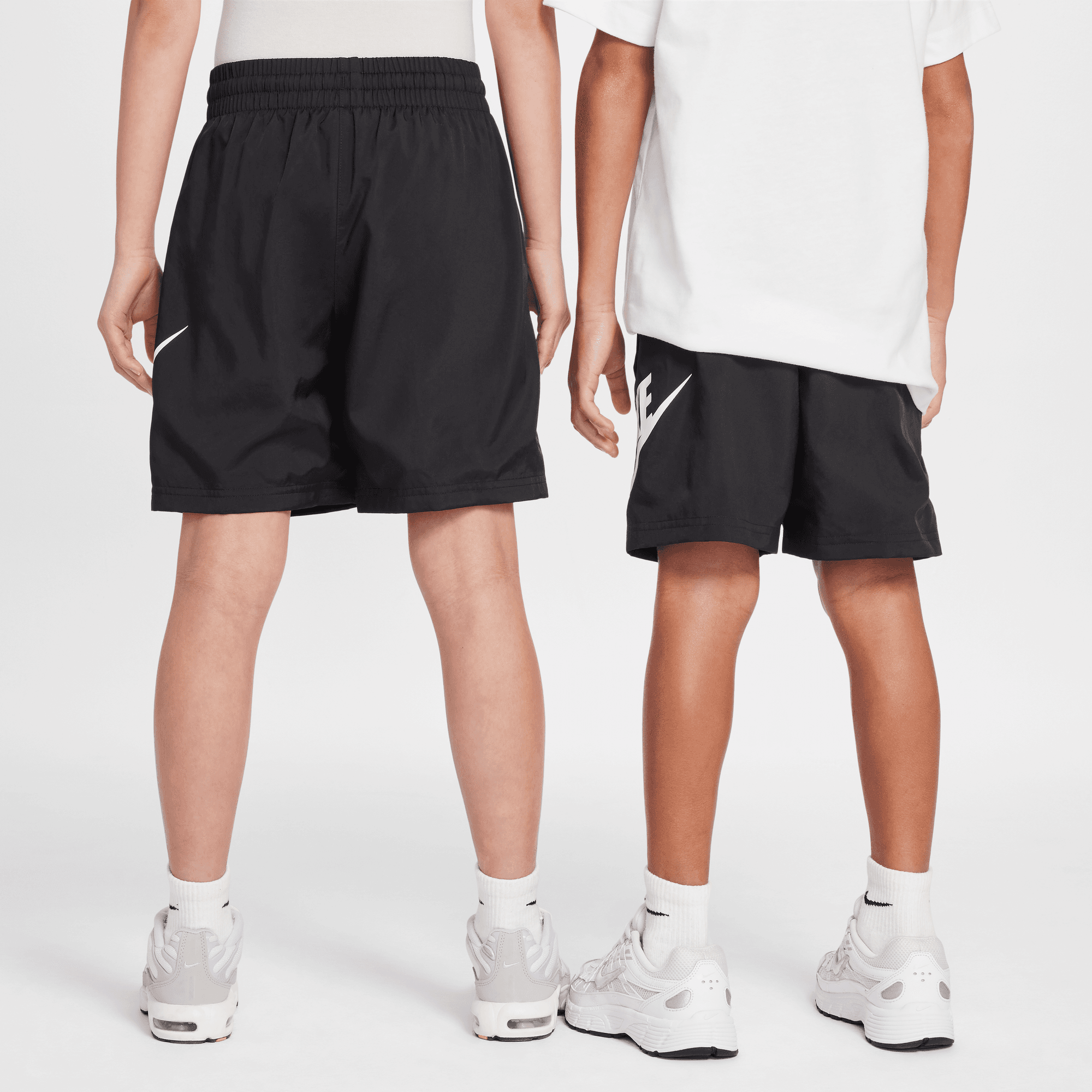 NIKE LFS CLUB BIG KIDS' 6" WOVEN SHORTS