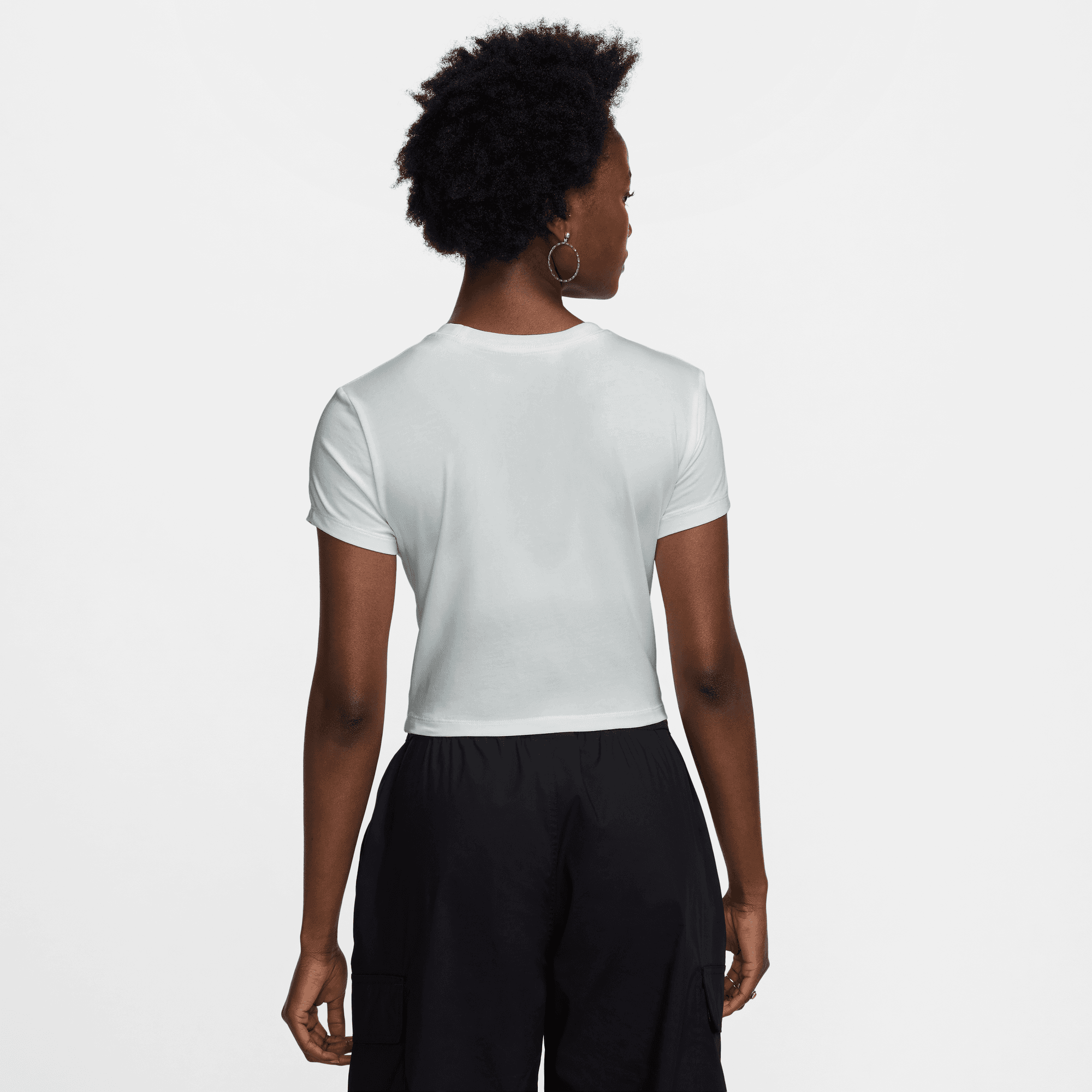 NIKE SPORTSWEAR CHILL KNIT WOMEN'S CROPPED T-SHIRT