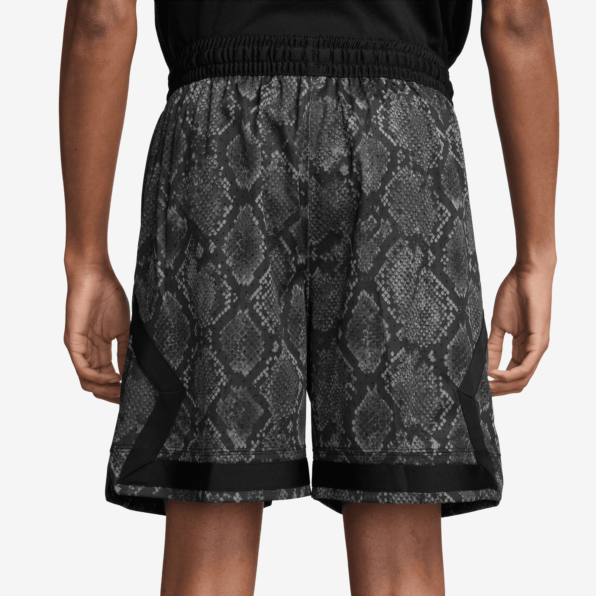 JORDAN SPORT MEN'S DRI-FIT MESH DIAMOND SHORTS