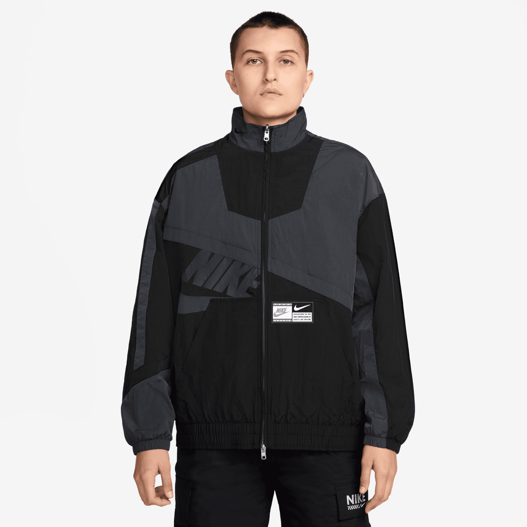 NIKE SPORTSWEAR WOMEN'S OVERSIZED WOVEN JACKET