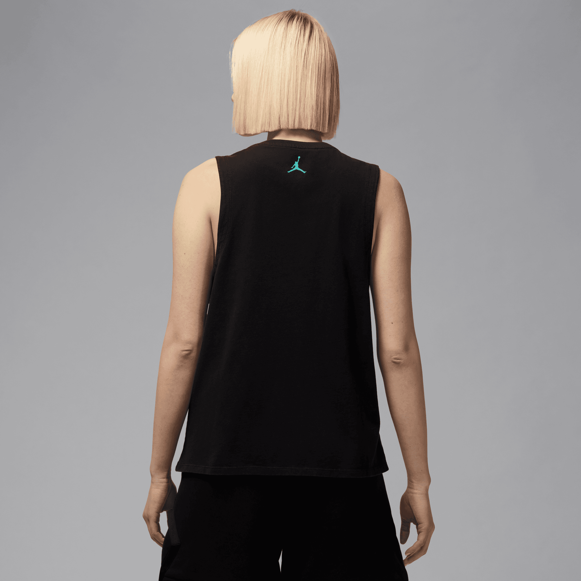 JORDAN WOMEN'S SLEEVELESS GRAPHIC T-SHIRT