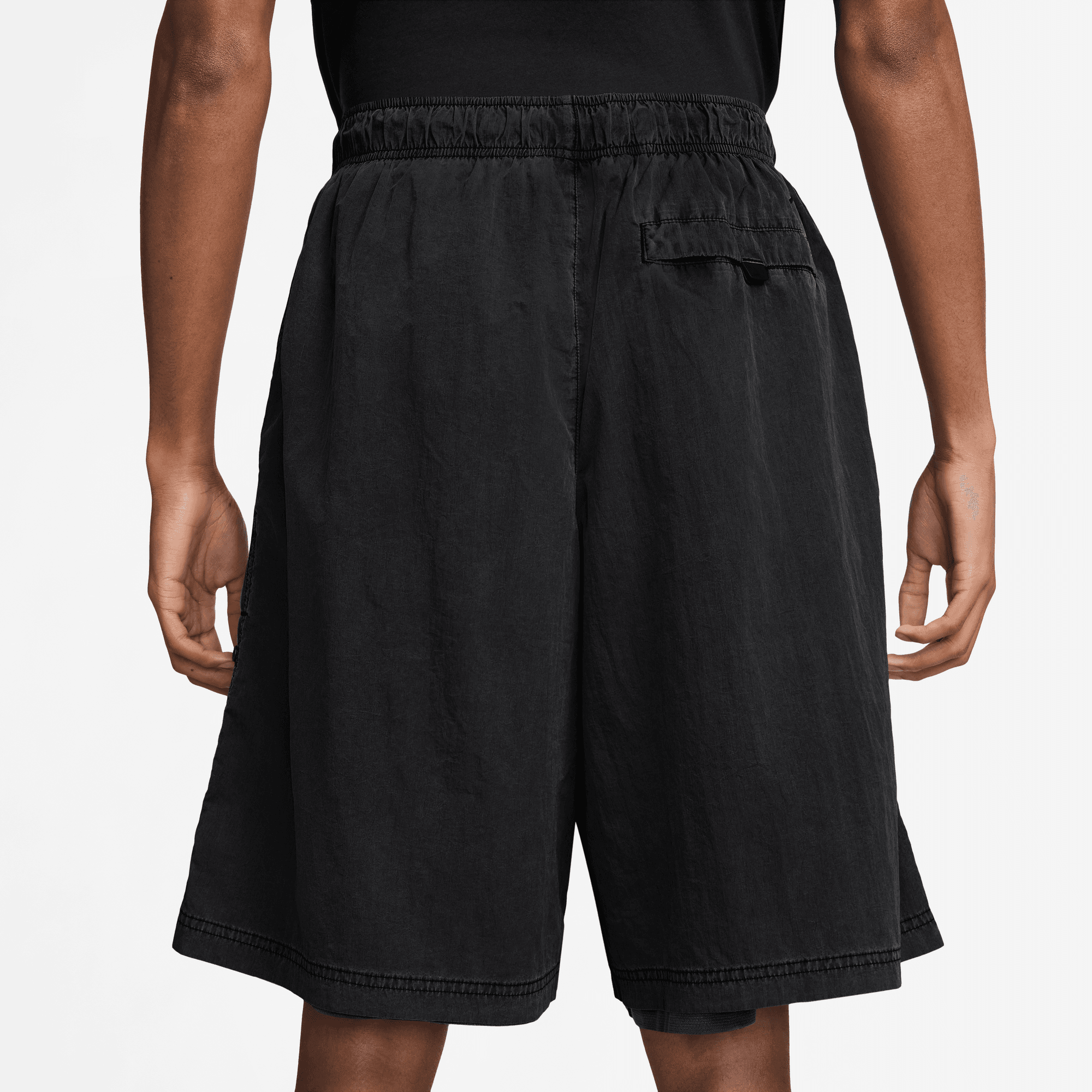 NIKE TECH MEN'S WOVEN SHORTS