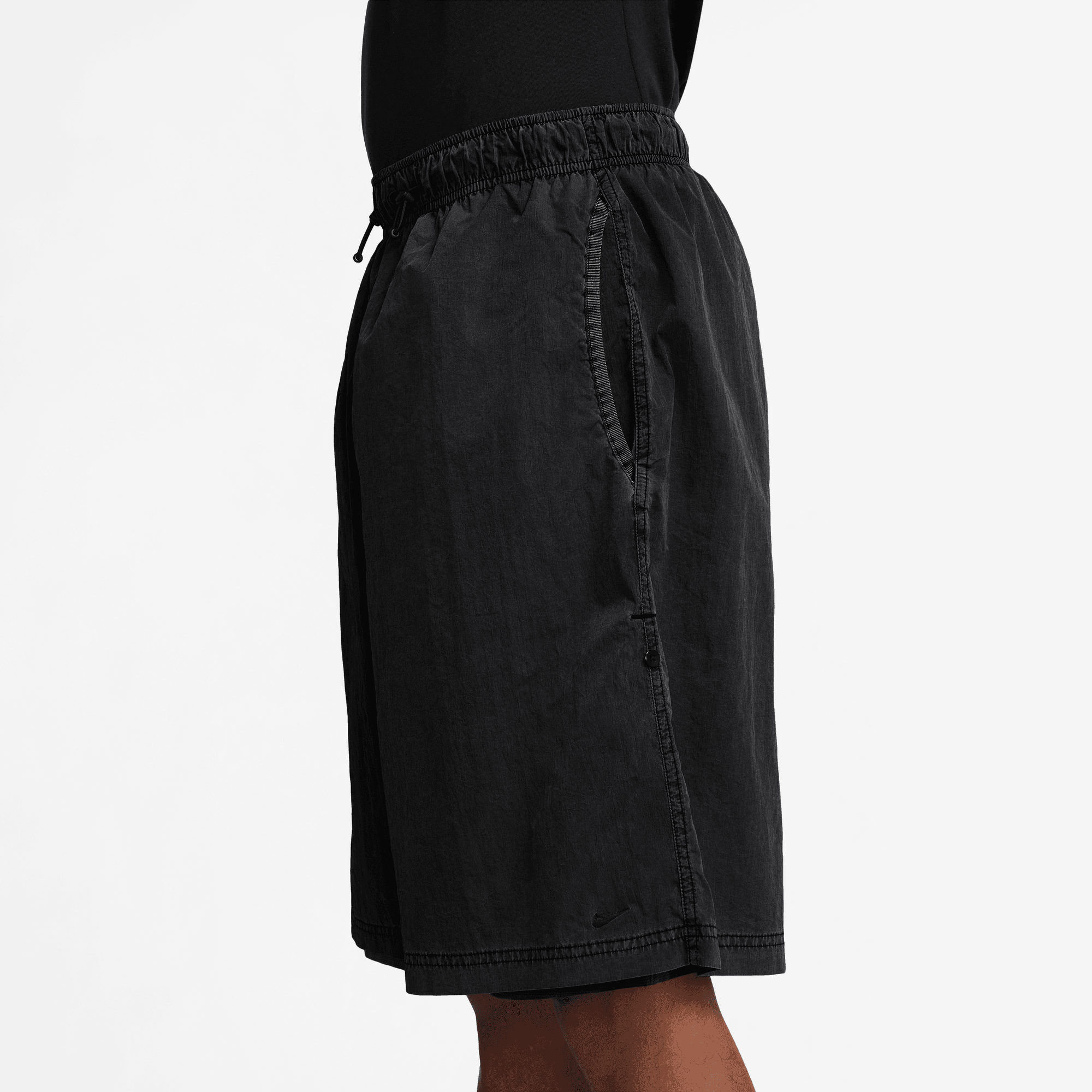 NIKE TECH MEN'S WOVEN SHORTS
