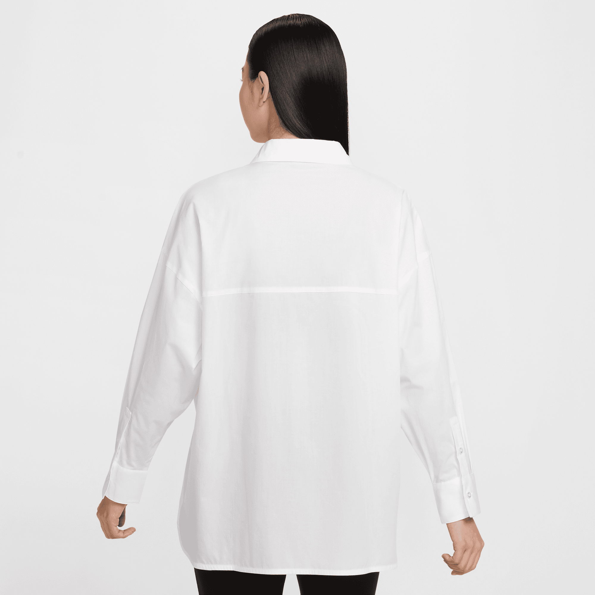 NIKE SPORTSWEAR CHILL POPLIN WOMEN'S LOOSE LONG-SLEEVE BUTTON-UP TOP