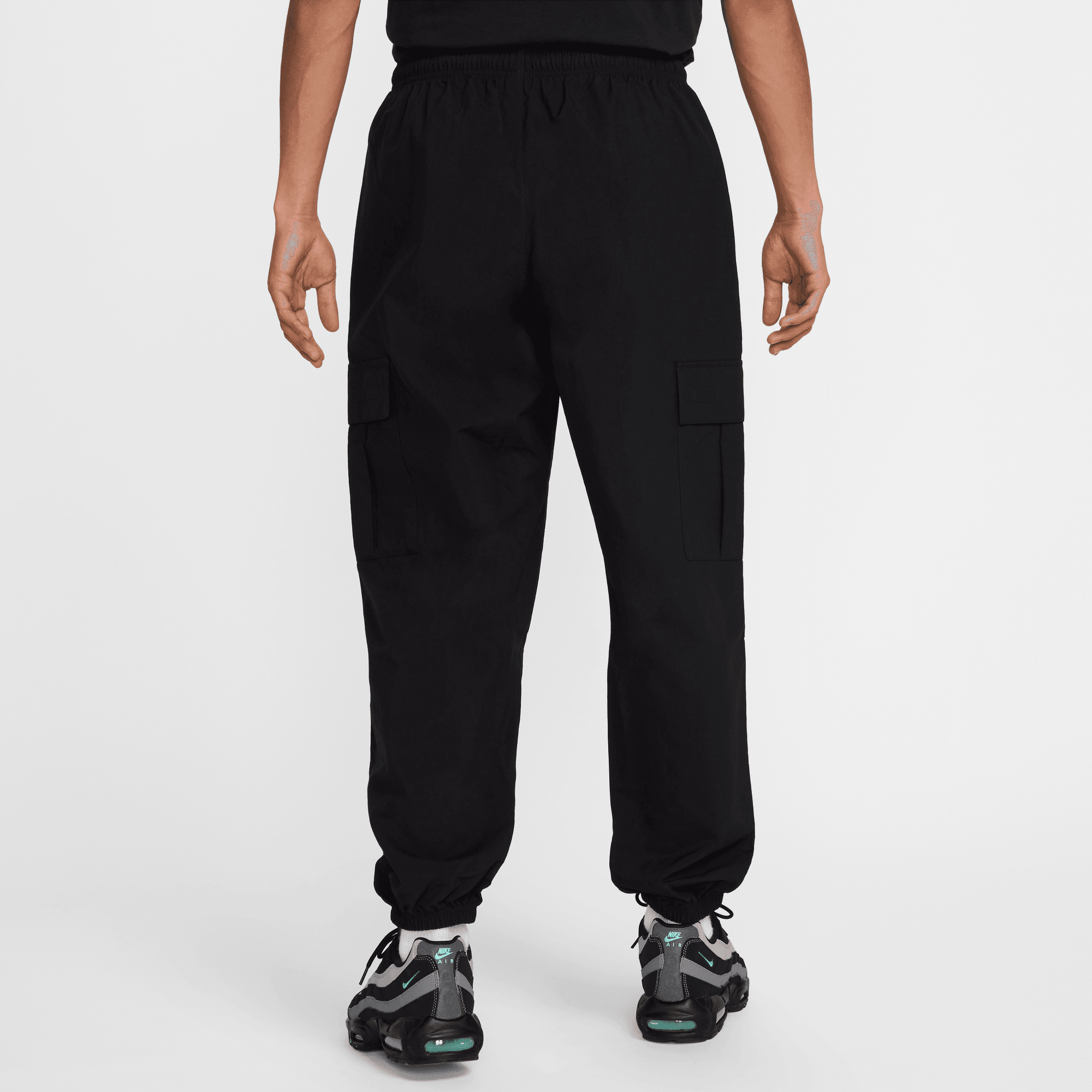 NIKE CLUB MEN'S WOVEN CARGO PANTS