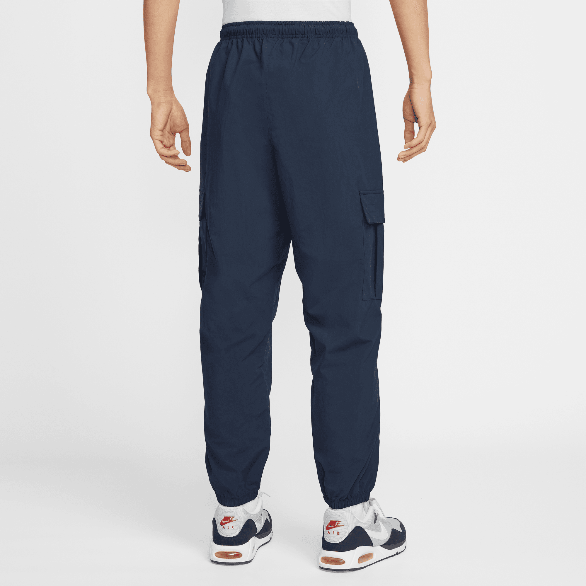 NIKE CLUB MEN'S WOVEN CARGO PANTS