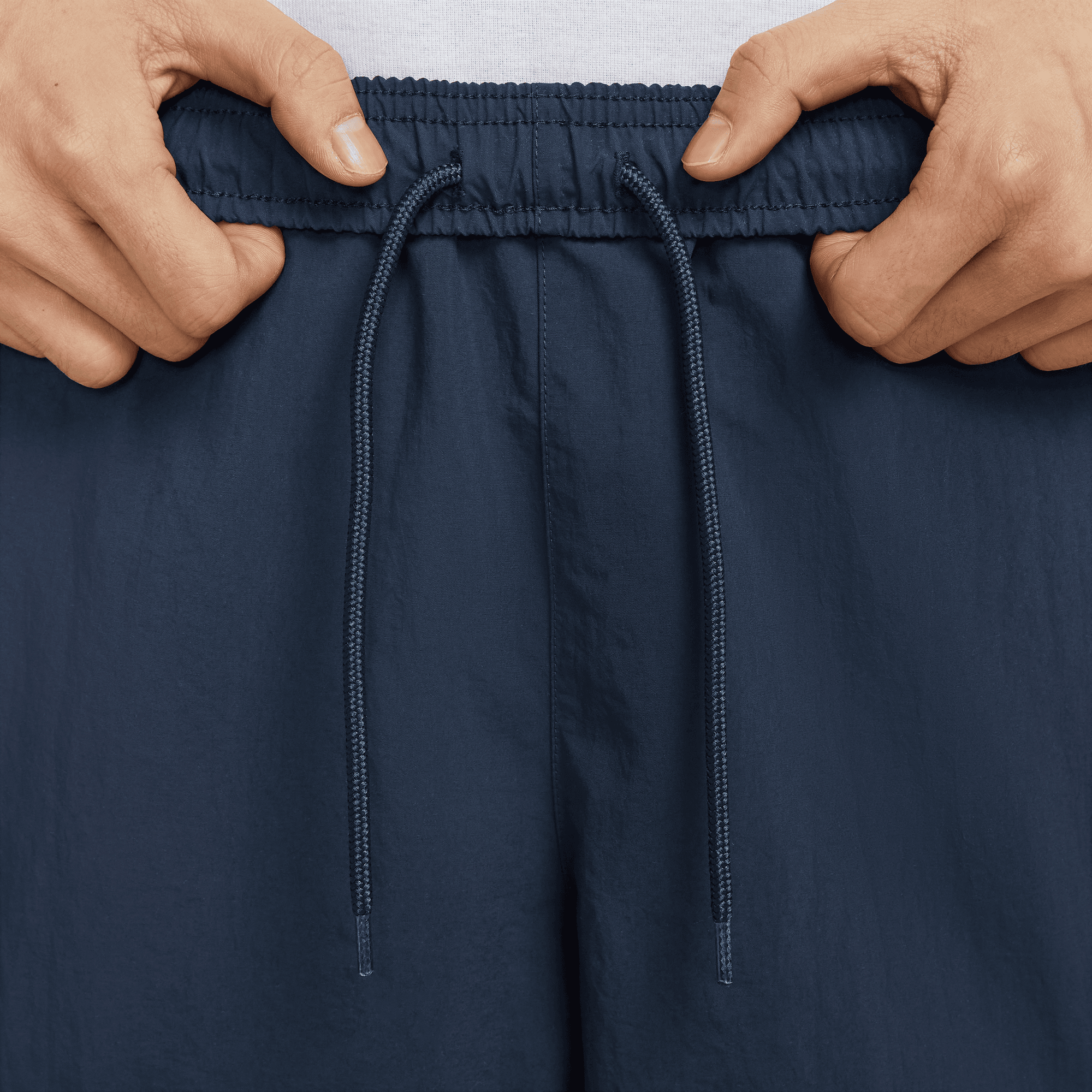 NIKE CLUB MEN'S WOVEN CARGO PANTS