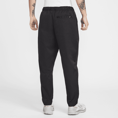 NIKE CLUB MEN'S WOVEN TAPERED PANTS