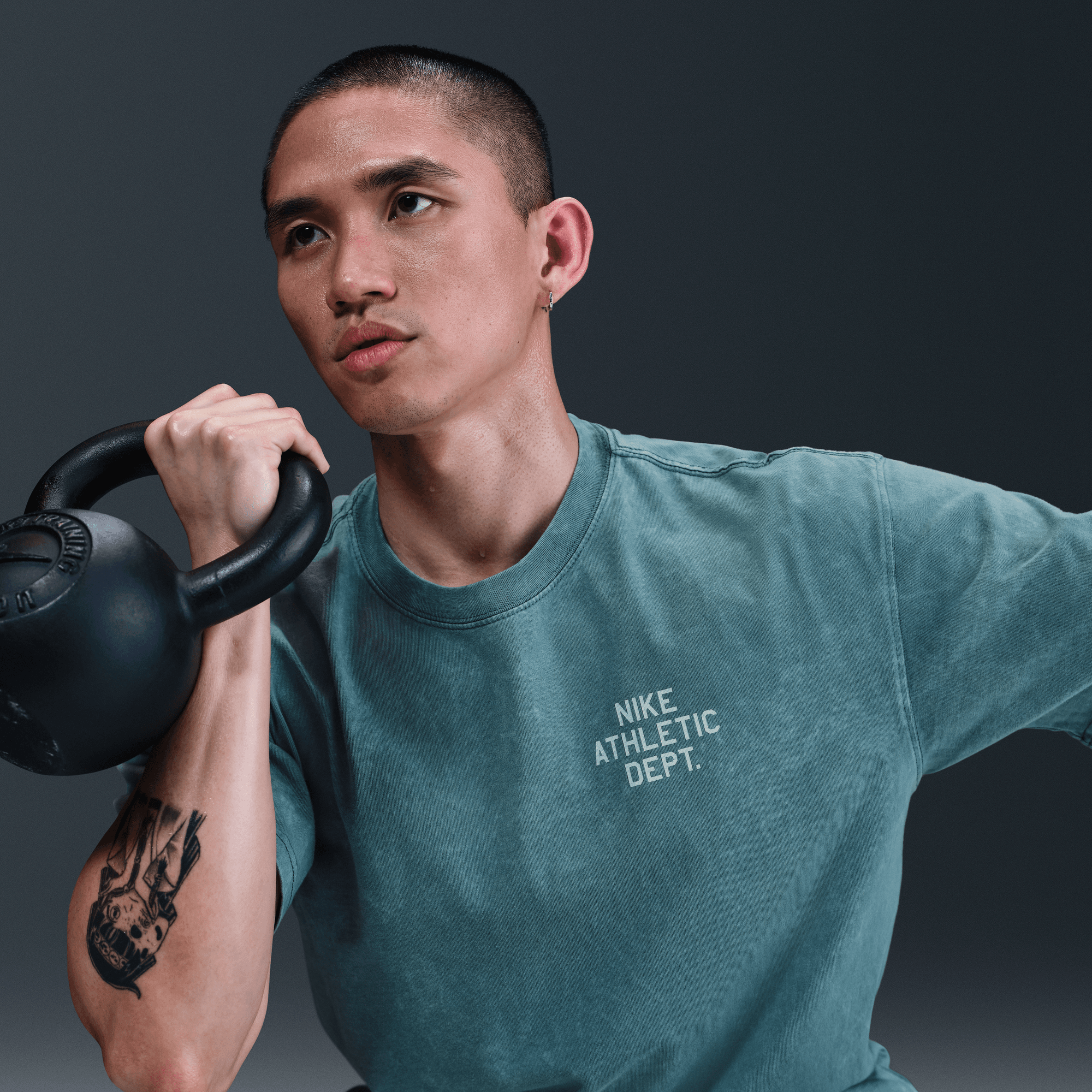 ★Nike★ Men's Max 90 Fitness T-Shirt HJ3673-006 Nike Men's Max90 Fitness T-Shirt. Nike ID