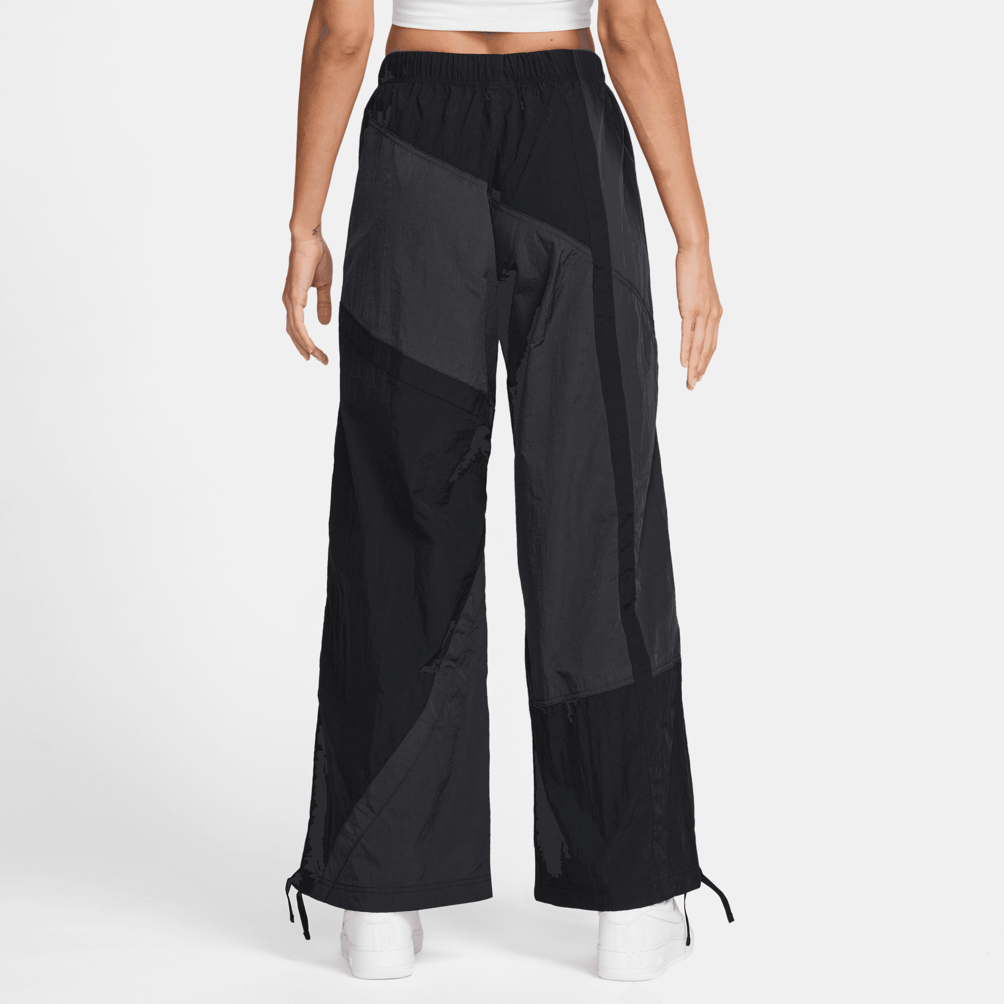 NIKE SPORTSWEAR WOMEN'S  MID-RISE LOOSEN WOVEN OPEN-HEM PANTS