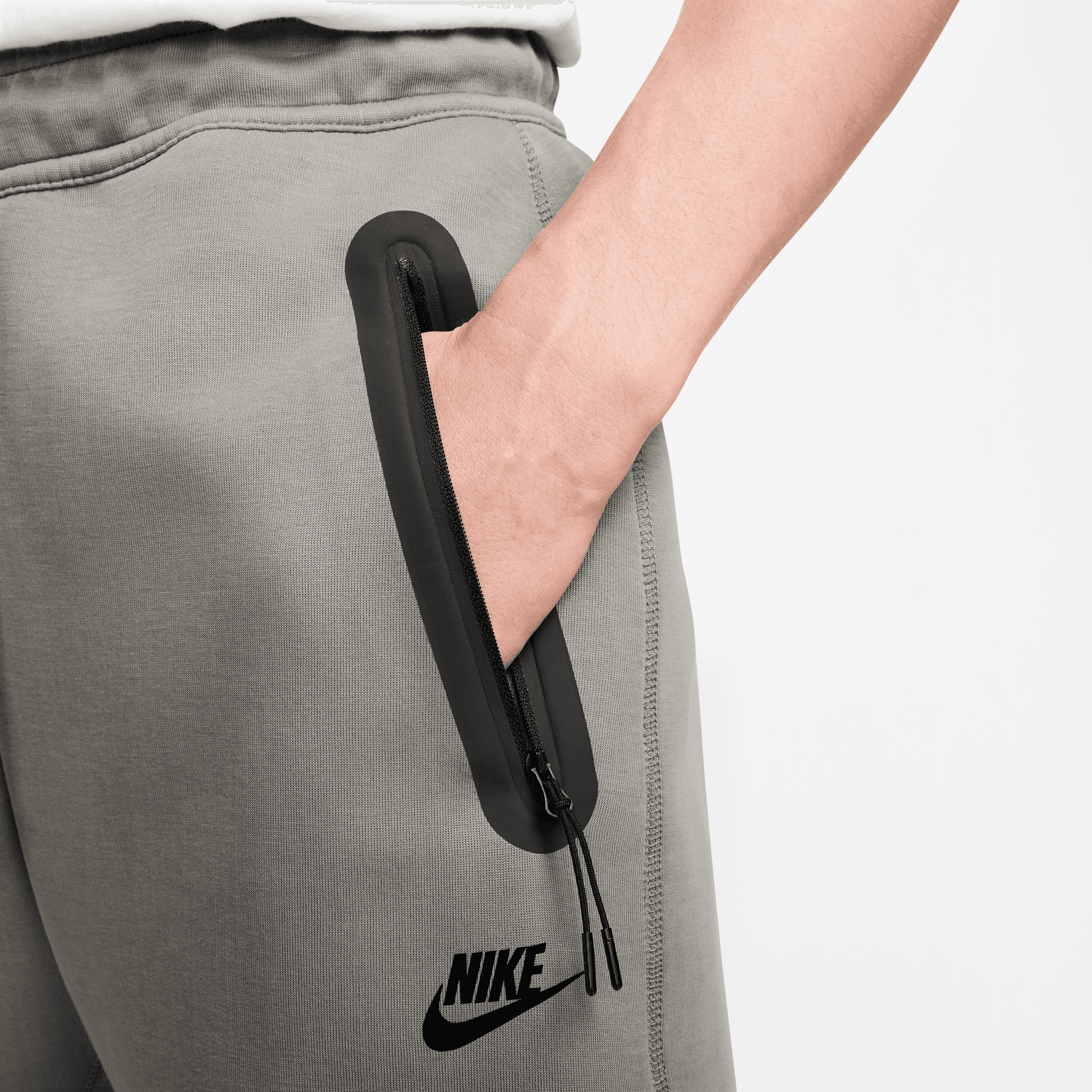 NIKE TECH MEN'S FLEECE OPEN-HEM PANTS