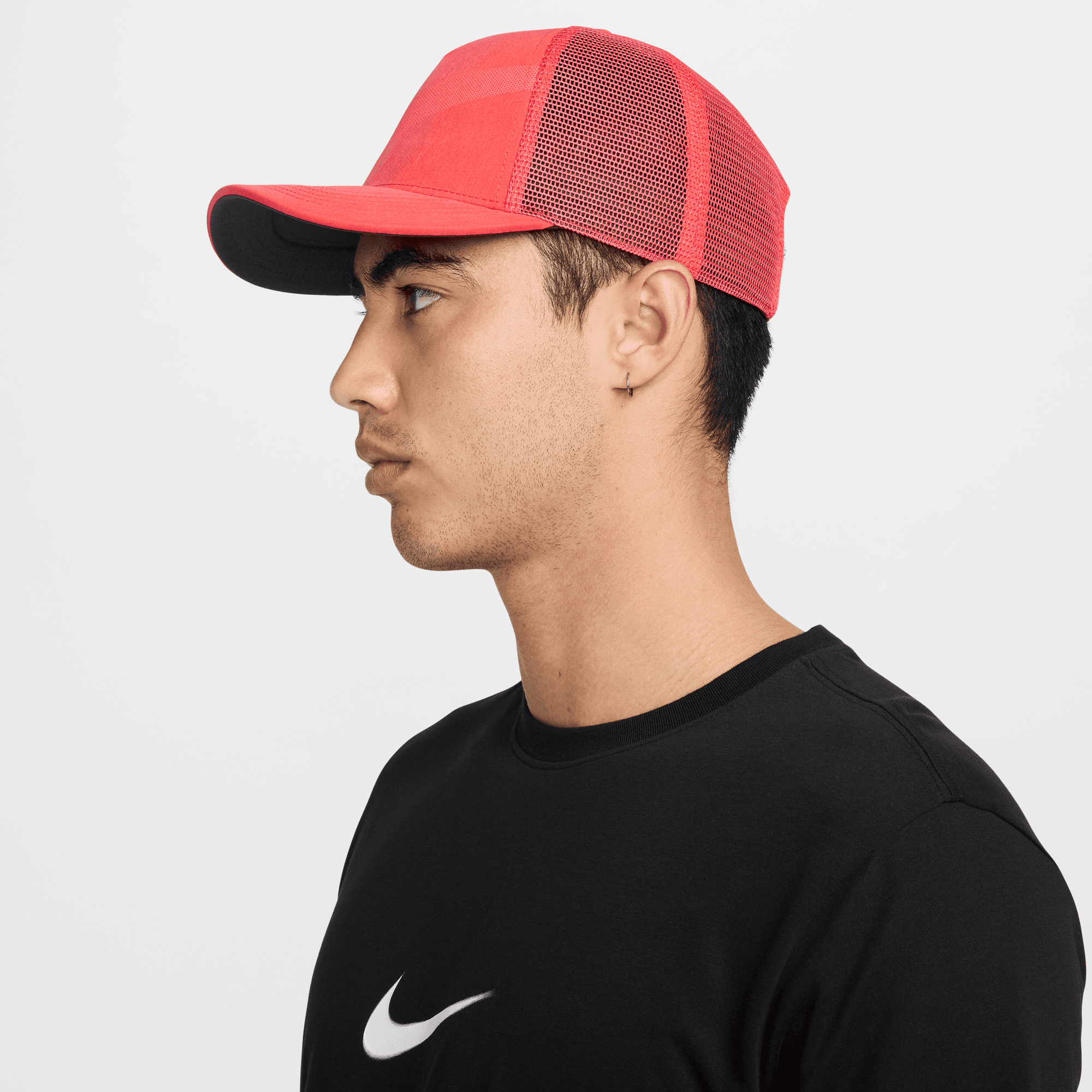 NIKE RISE DRI-FIT TRUCKER CAP