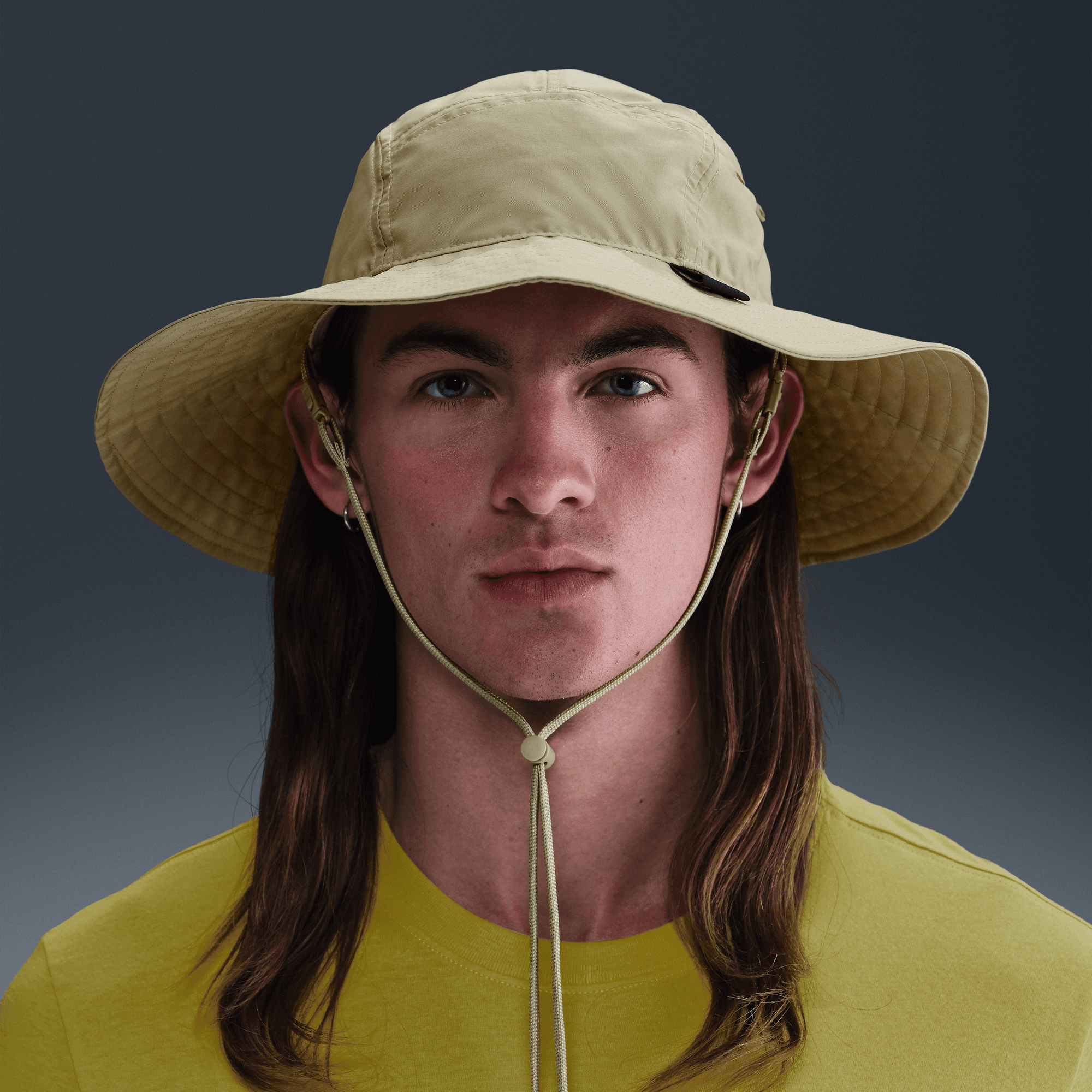 NIKE APEX WIDE-BRIM BUCKET HAT