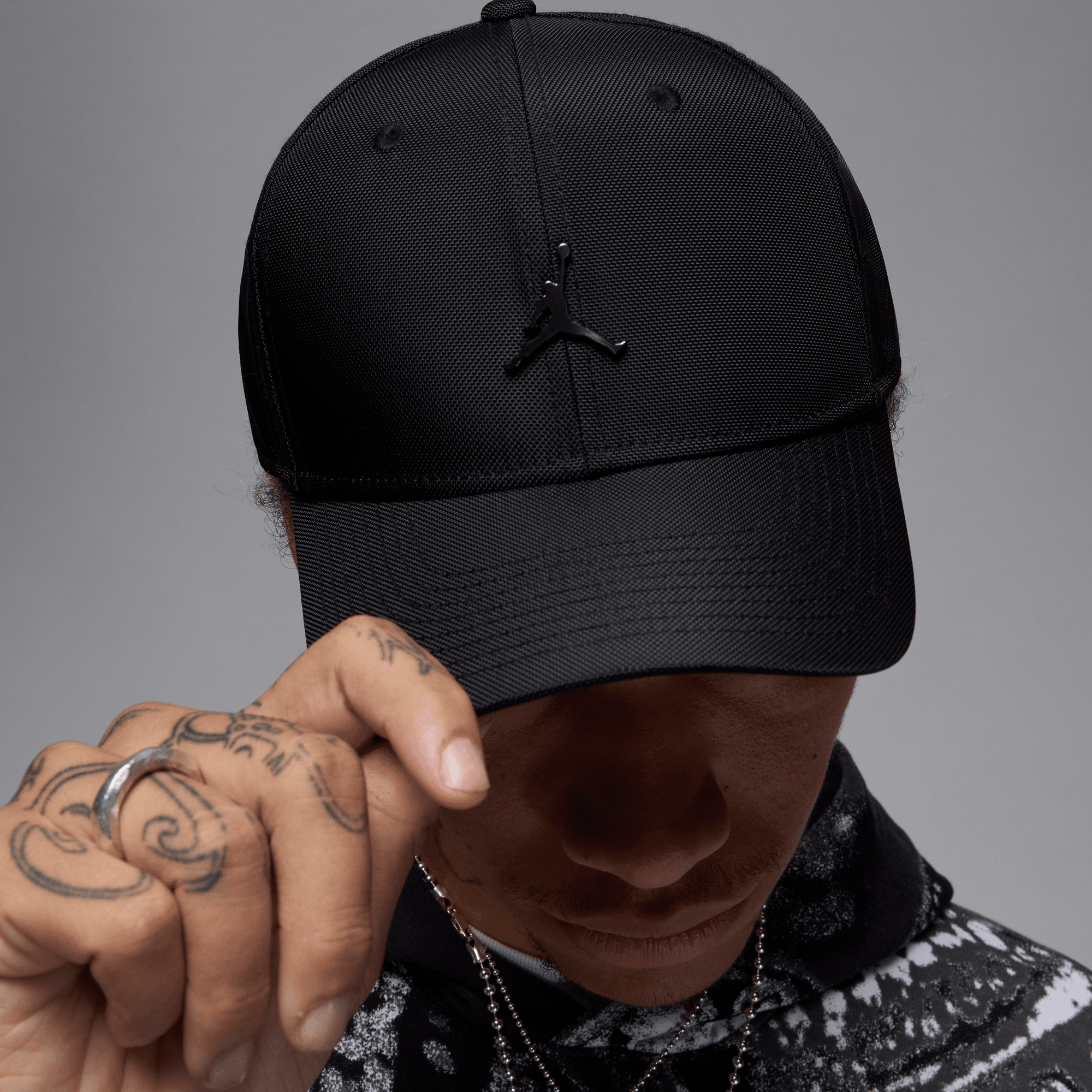 JORDAN RISE STRUCTURED METAL JUMPMAN HAT