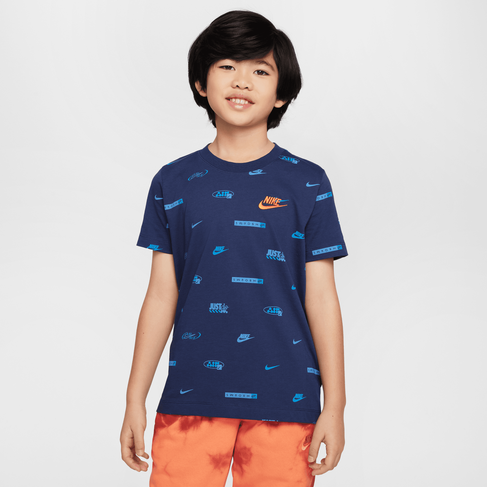 NIKE SPORTSWEAR BIG KIDS' T-SHIRT