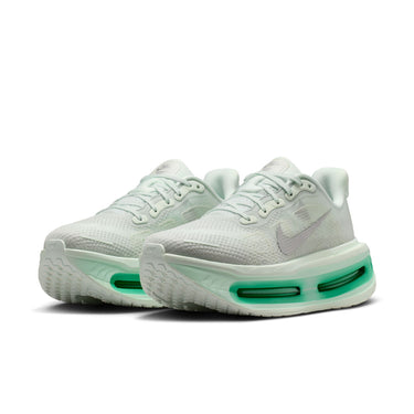 NIKE VOMERO PREMIUM WOMEN'S ROAD RUNNING SHOES