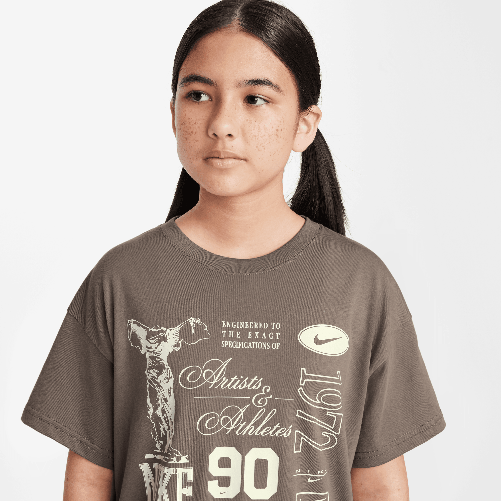 NIKE SPORTSWEAR BIG KIDS' (GIRLS') T -SHIRT