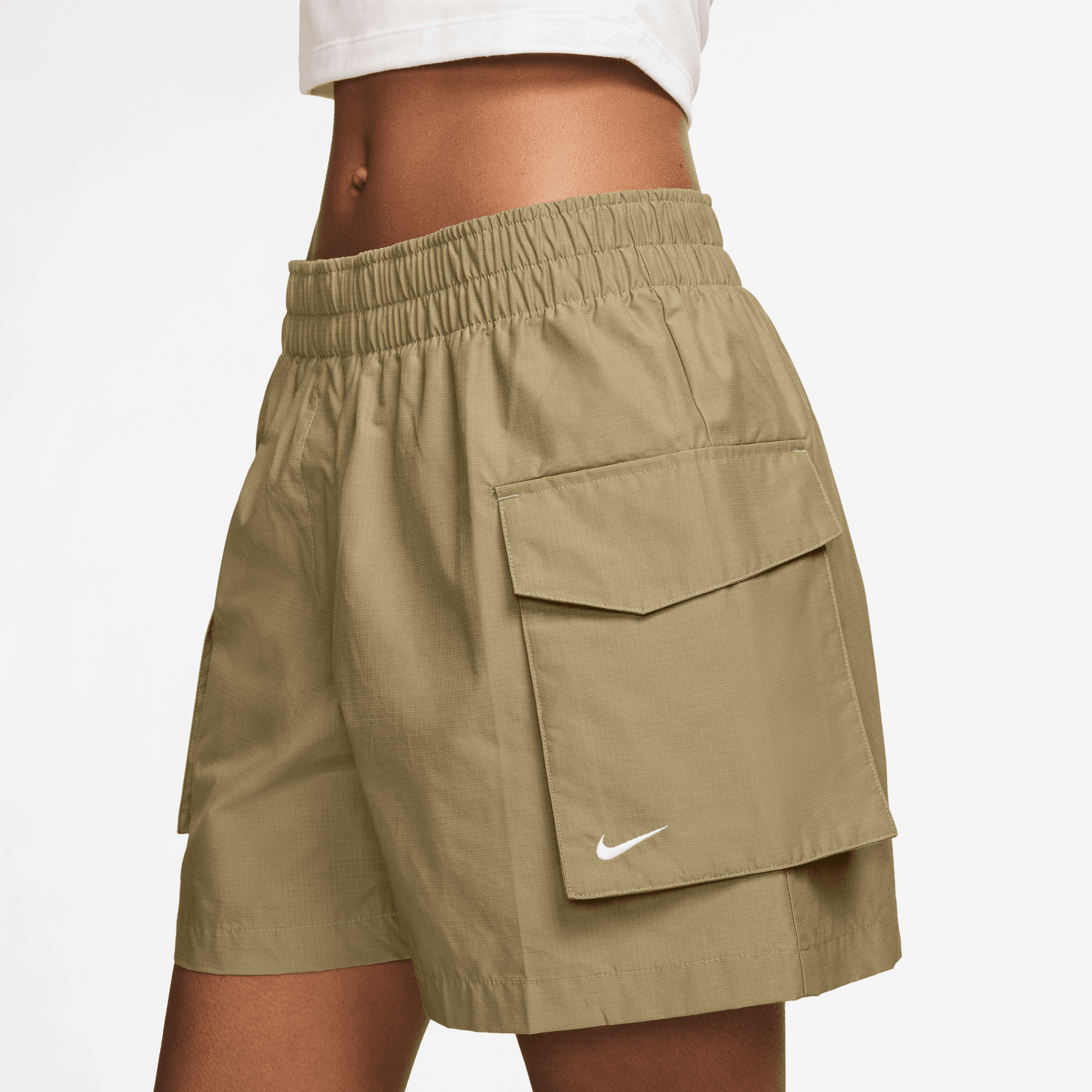 NIKE SPORTSWEAR ESSENTIAL WOVEN WOMEN'S HIGH-WAISTED 5" CARGO SHORTS