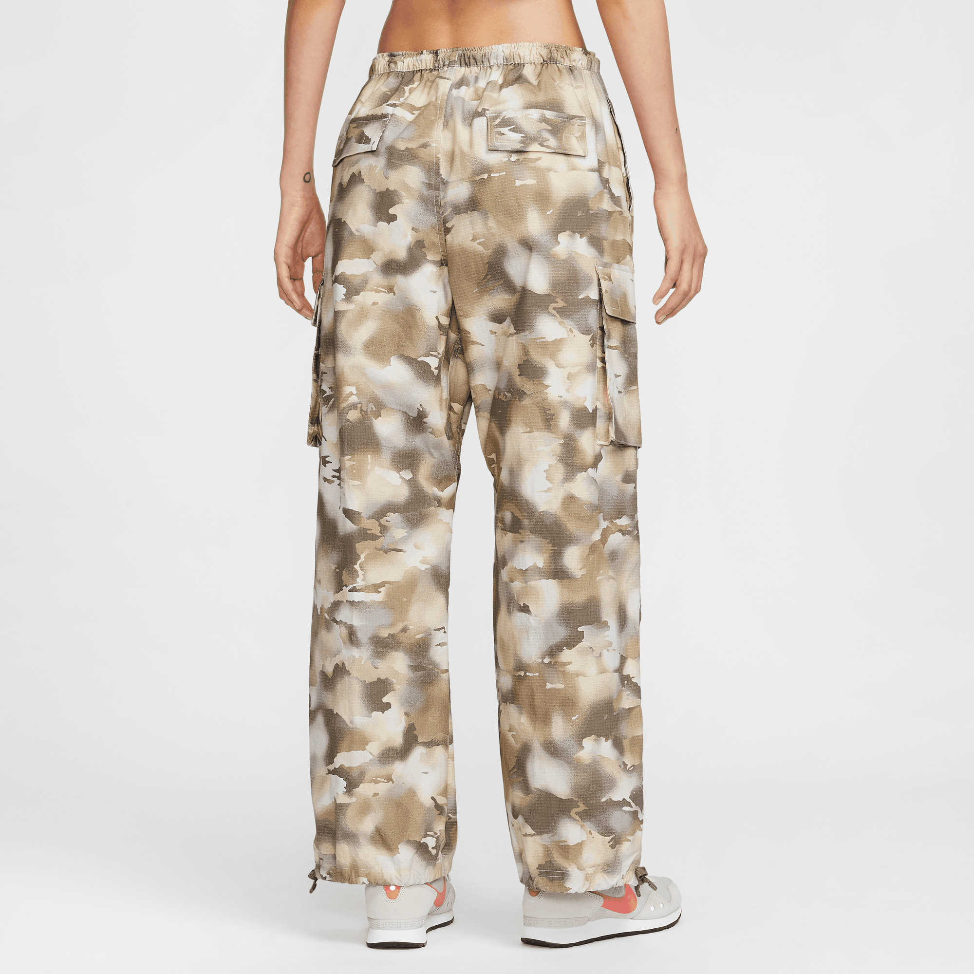 NIKE SPORTSWEAR WOMEN'S MID-RISE OVERSIZED CAMO CARGO PANTS