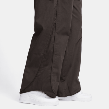 NIKE SPORTSWEAR COLLECTION WOMEN'S MID-RISE TWILL TRACK PANTS
