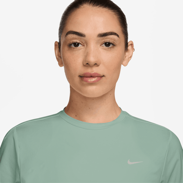 NIKE SWIFT WOMEN'S DRI-FIT SHORT-SLEEVE RUNNING TOP
