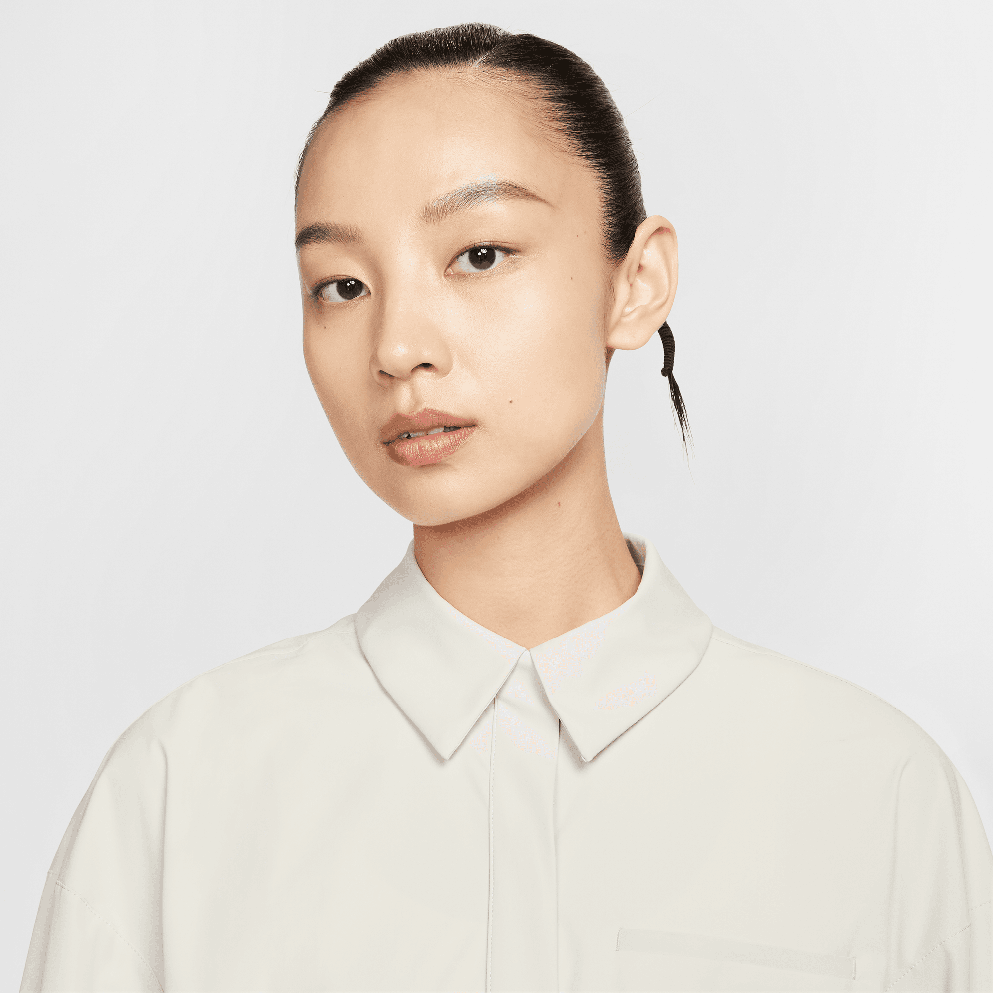 NIKE 24.7 PERFECTSTRETCH WOMEN'S DRI-FIT OVERSIZED LONG-SLEEVE SHIRT