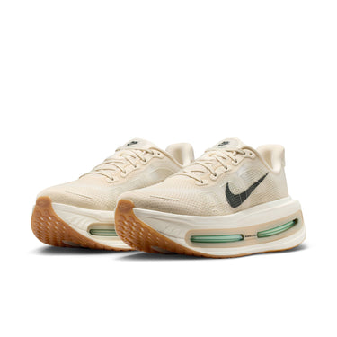 NIKE VOMERO PREMIUM MEN'S ROAD RUNNING SHOES