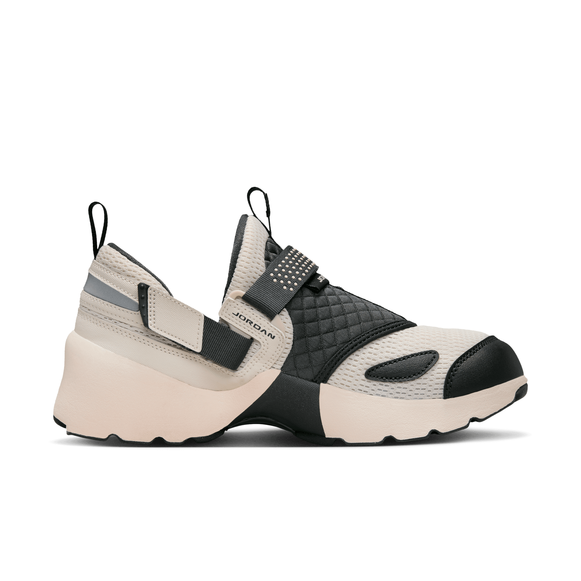 JORDAN TRUNNER LX WOMEN'S SHOES