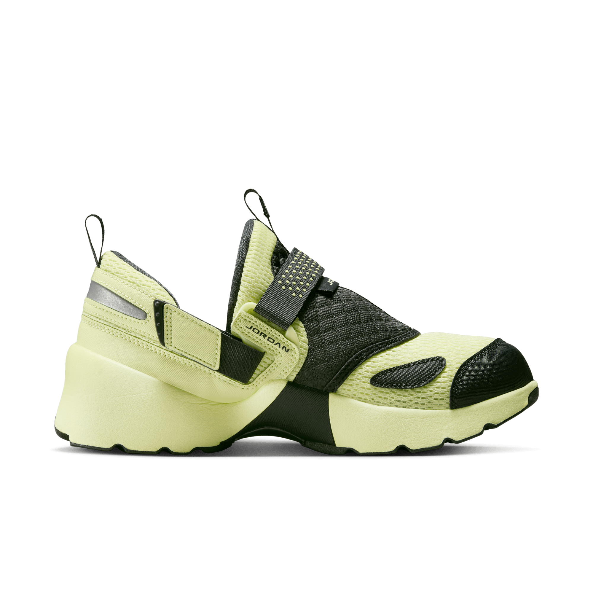 JORDAN TRUNNER LX WOMEN'S SHOES