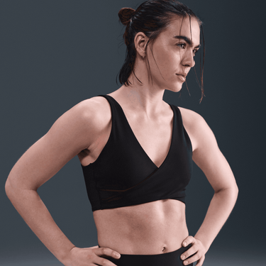 NIKE ONE WOMEN'S LIGHT-SUPPORT PADDED SPORTS BRA