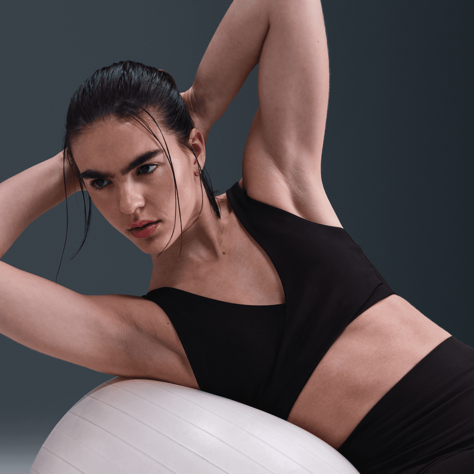 NIKE ONE WOMEN'S LIGHT-SUPPORT PADDED SPORTS BRA