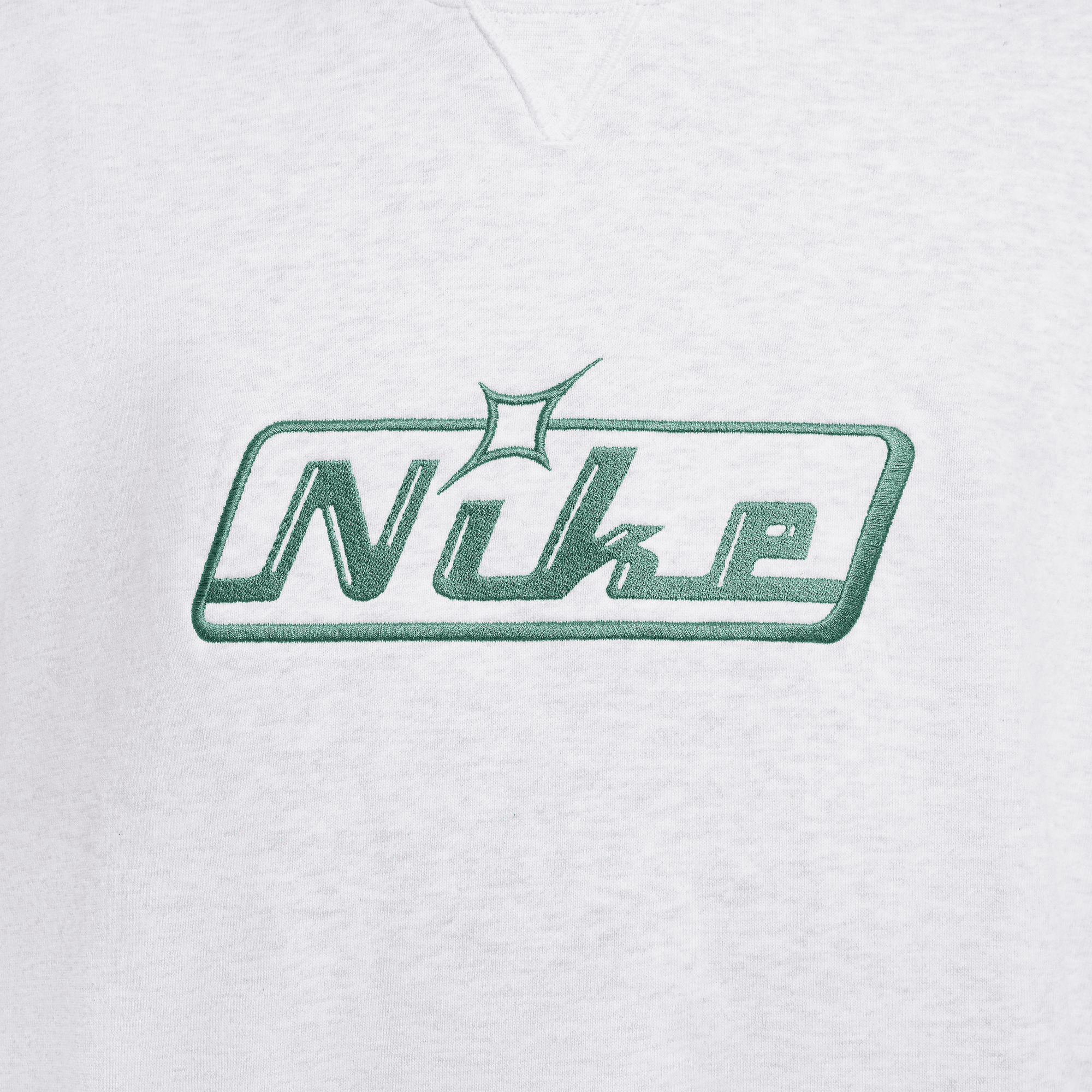 NIKE CLUB MEN'S OVERSIZED CREW-NECK SWEATSHIRT