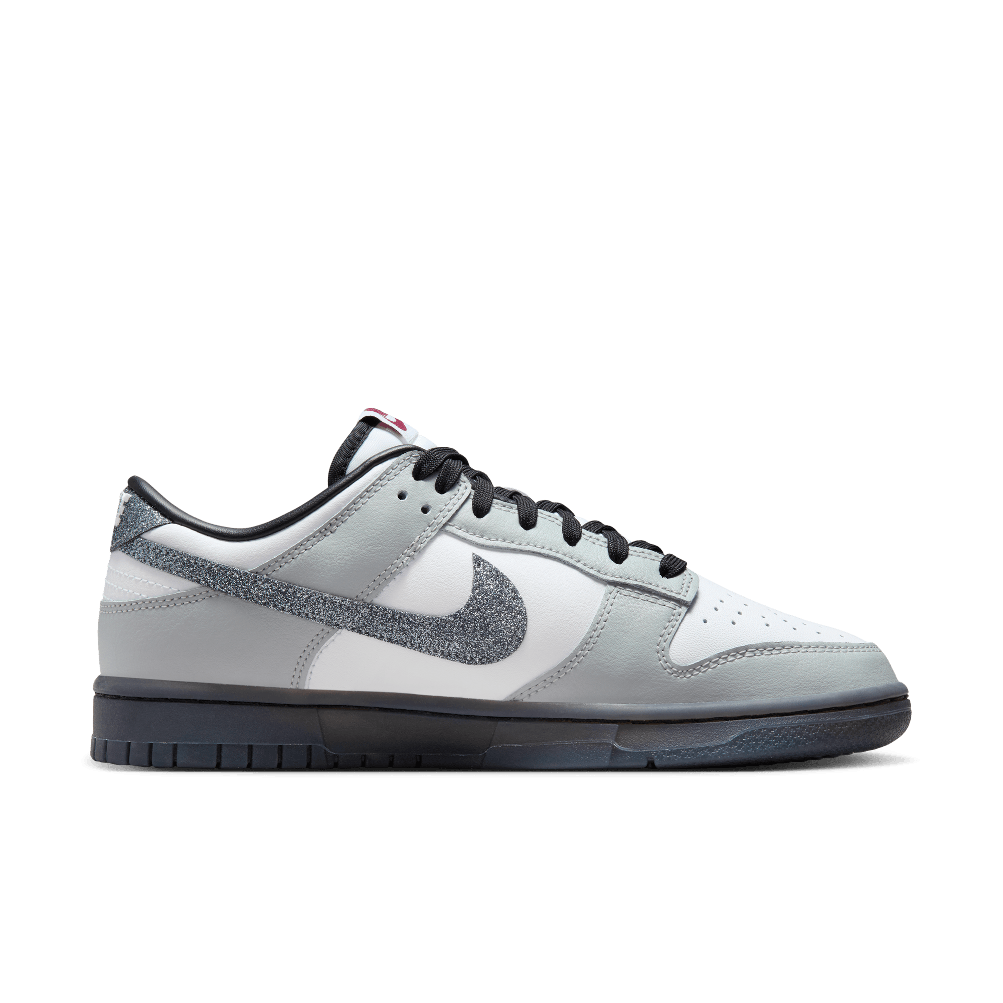 NIKE DUNK LOW LX WOMEN'S SHOES