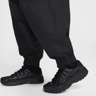 NIKE CLUB MEN'S OVERSIZED WOVEN TRACK PANTS