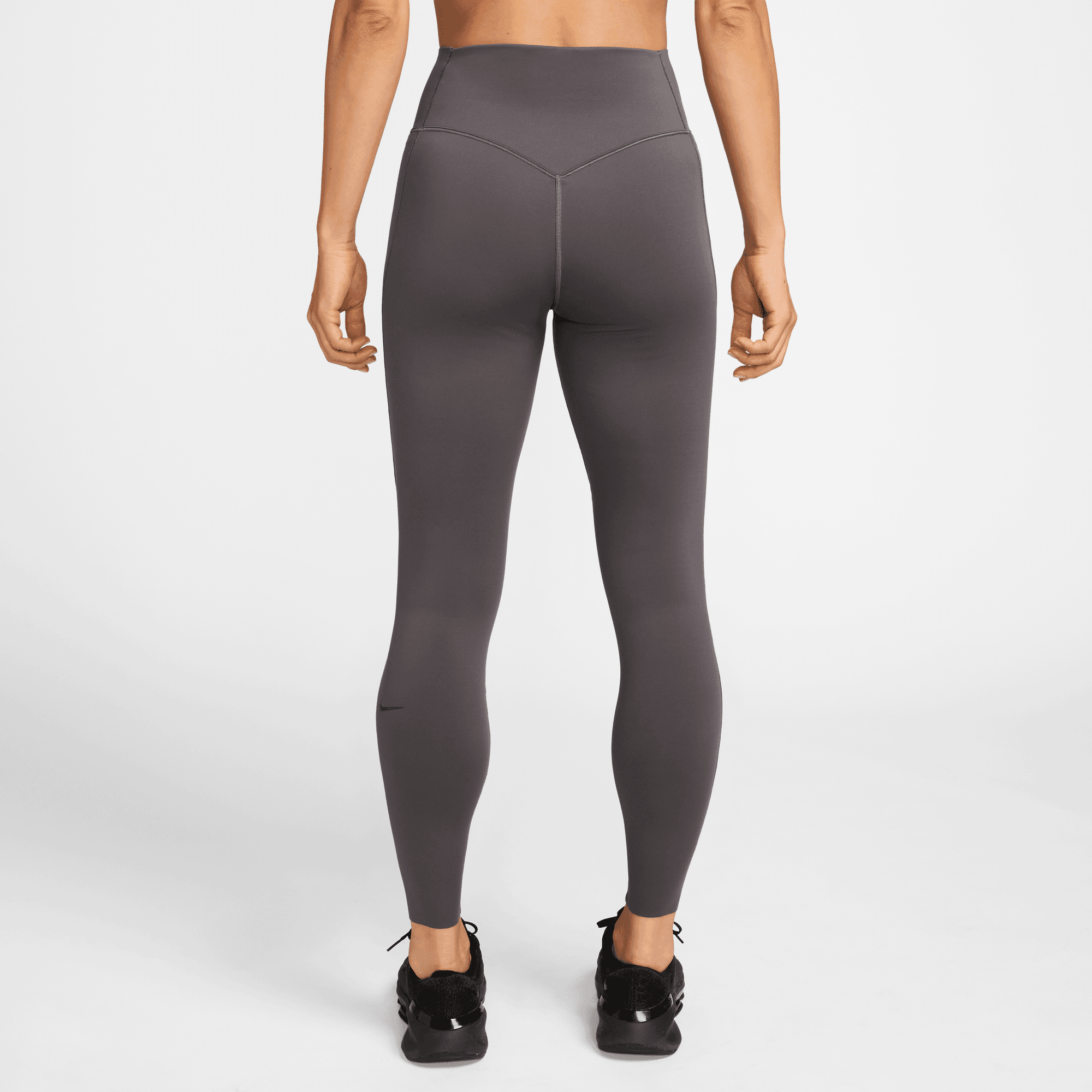 NIKE UNIVERSA WOMEN'S MEDIUM-SUPPORT HIGH-WAISTED 7/8 LEGGINGS WITH POCKETS