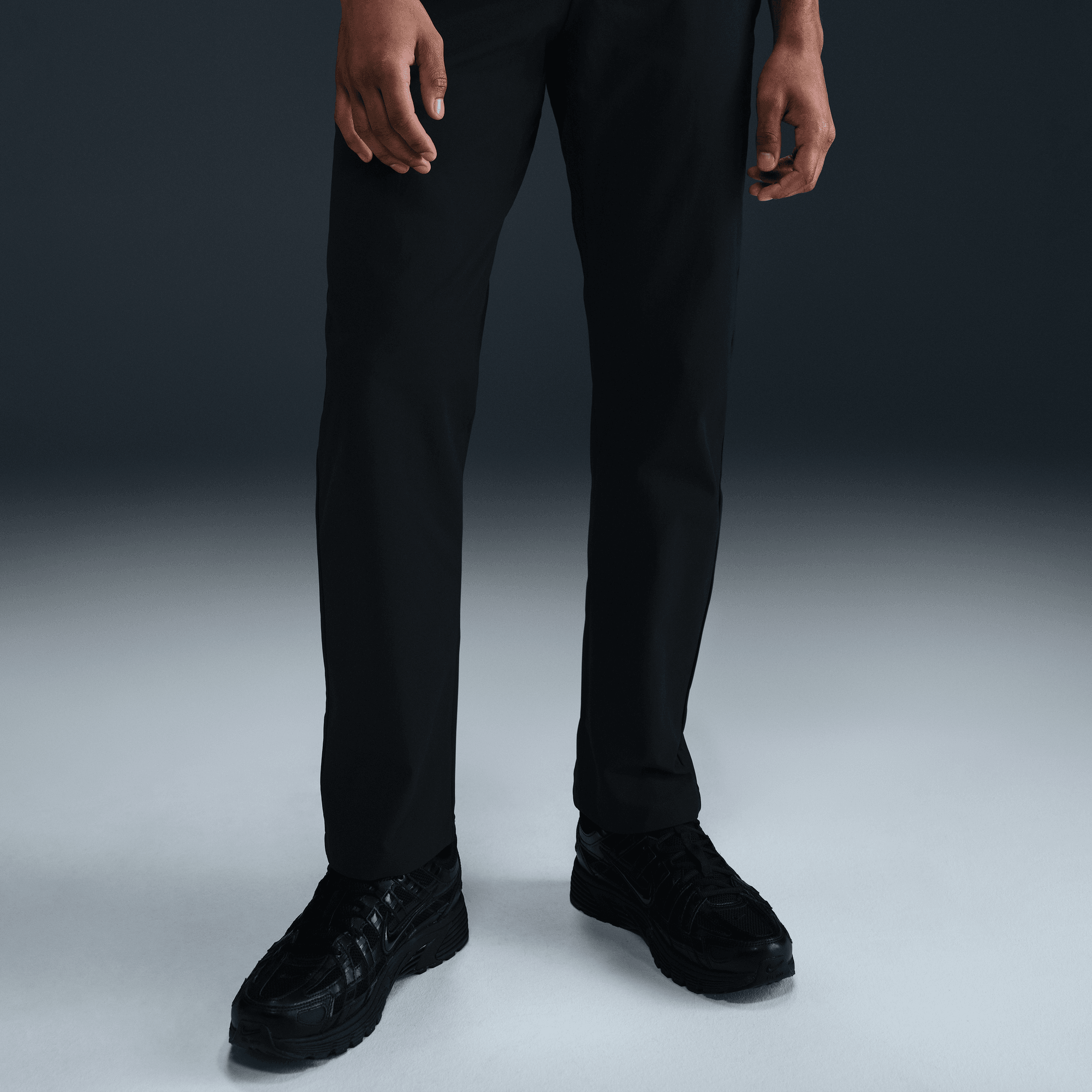 NIKE 24.7 PERFECTSTRETCH MEN'S DRI-FIT REGULAR CHINO PANTS