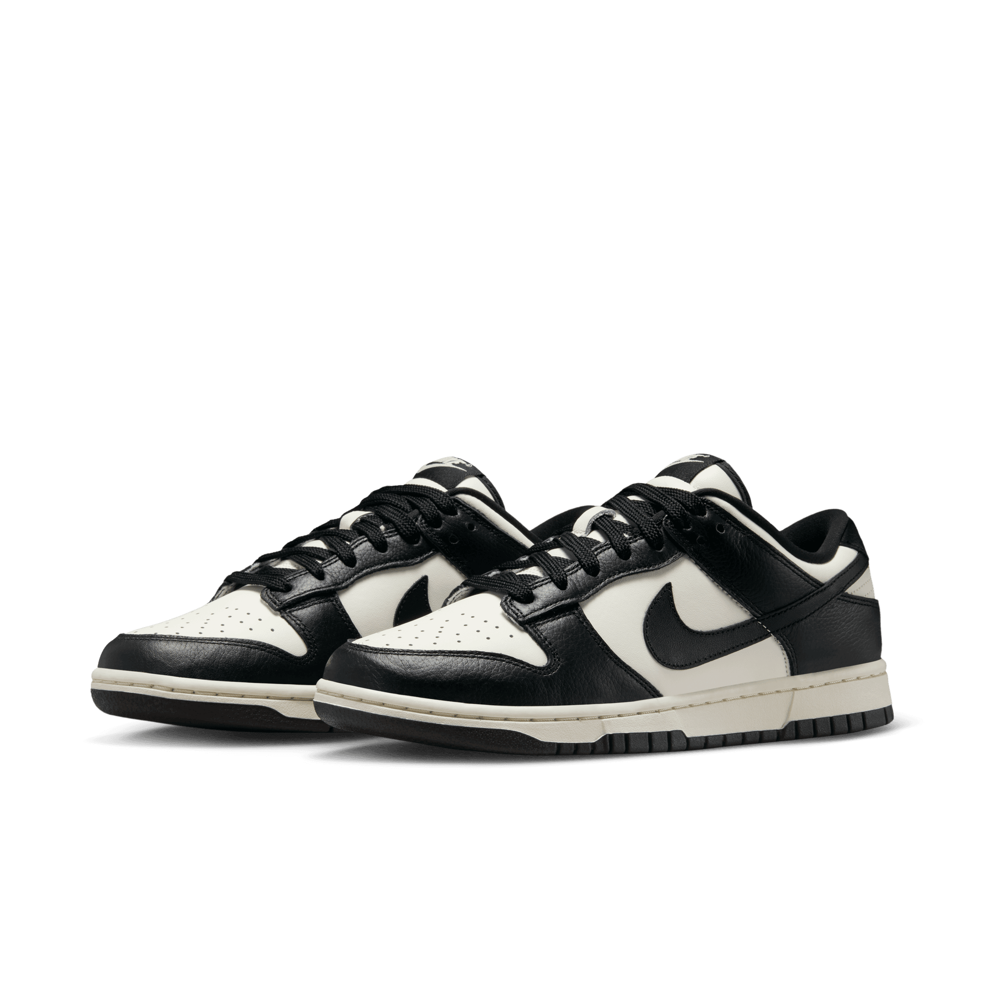 NIKE DUNK LOW SE WOMEN'S SHOES