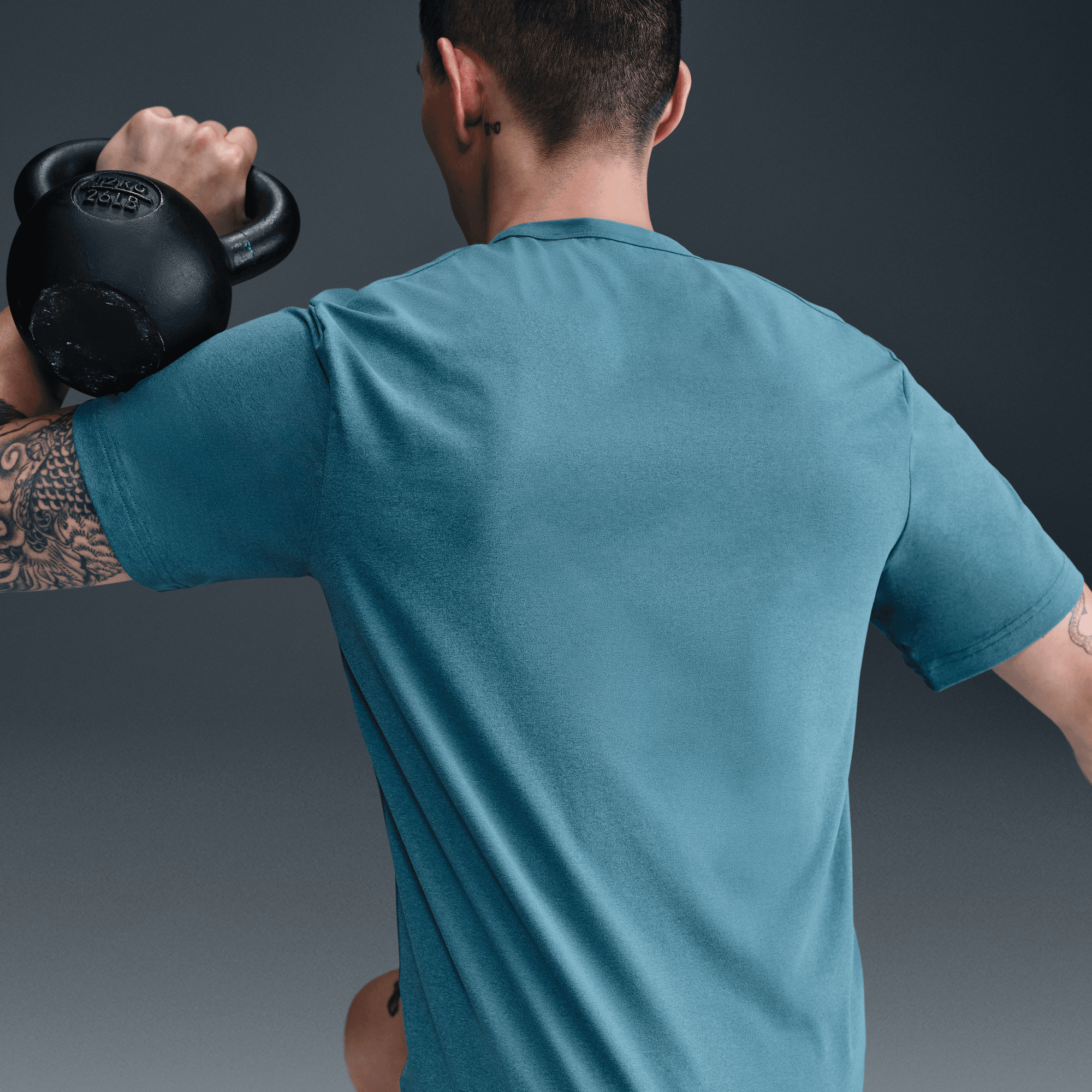 NIKE HYVERSE MEN'S DRI-FIT UV VERSATILE T-SHIRT