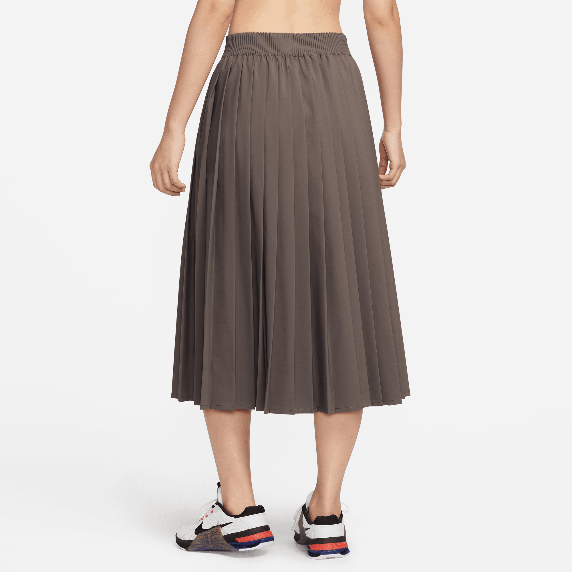 NIKE 24.7 PERFECTSTRETCH WOMEN'S DRI-FIT PLEATED SKIRT